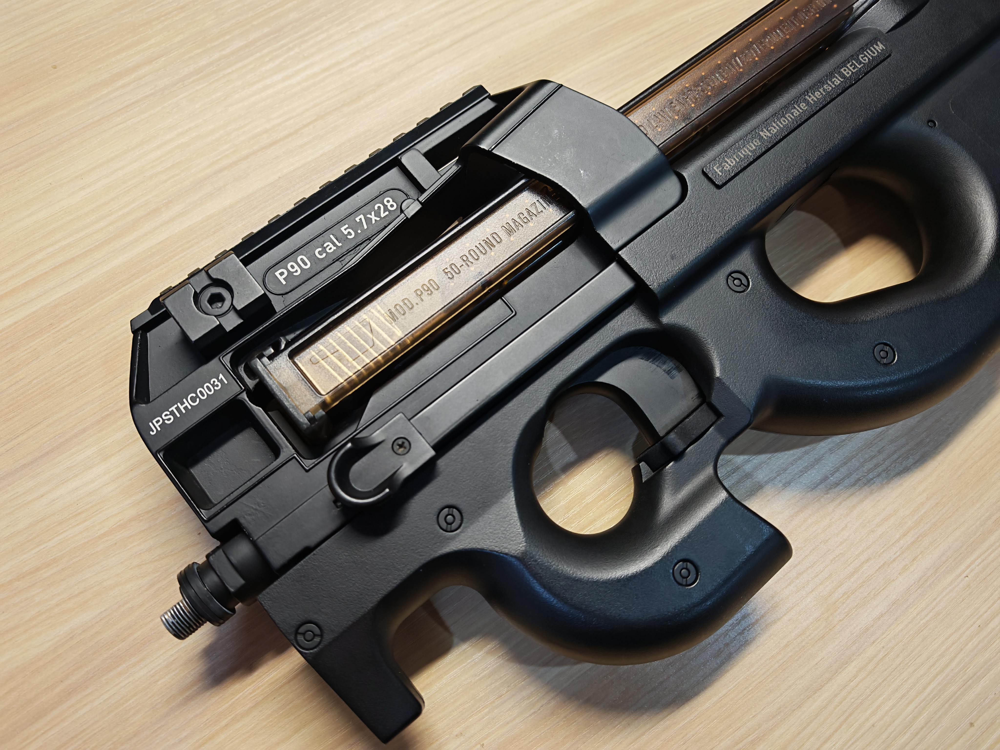 Double Bell 810 P90 แต่งภายใน AEG BB Gun บีบีกัน Airsoft Gun ปืนอัดลม ปืนยาวไฟฟ้า มือสอง