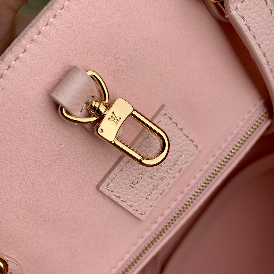 [Pre-order]กระเป๋า Tote bag Louis Vuitton OnTheGo Embossed Degrade Rose - M46542 งานคุณภาพที่ดีที่สุด