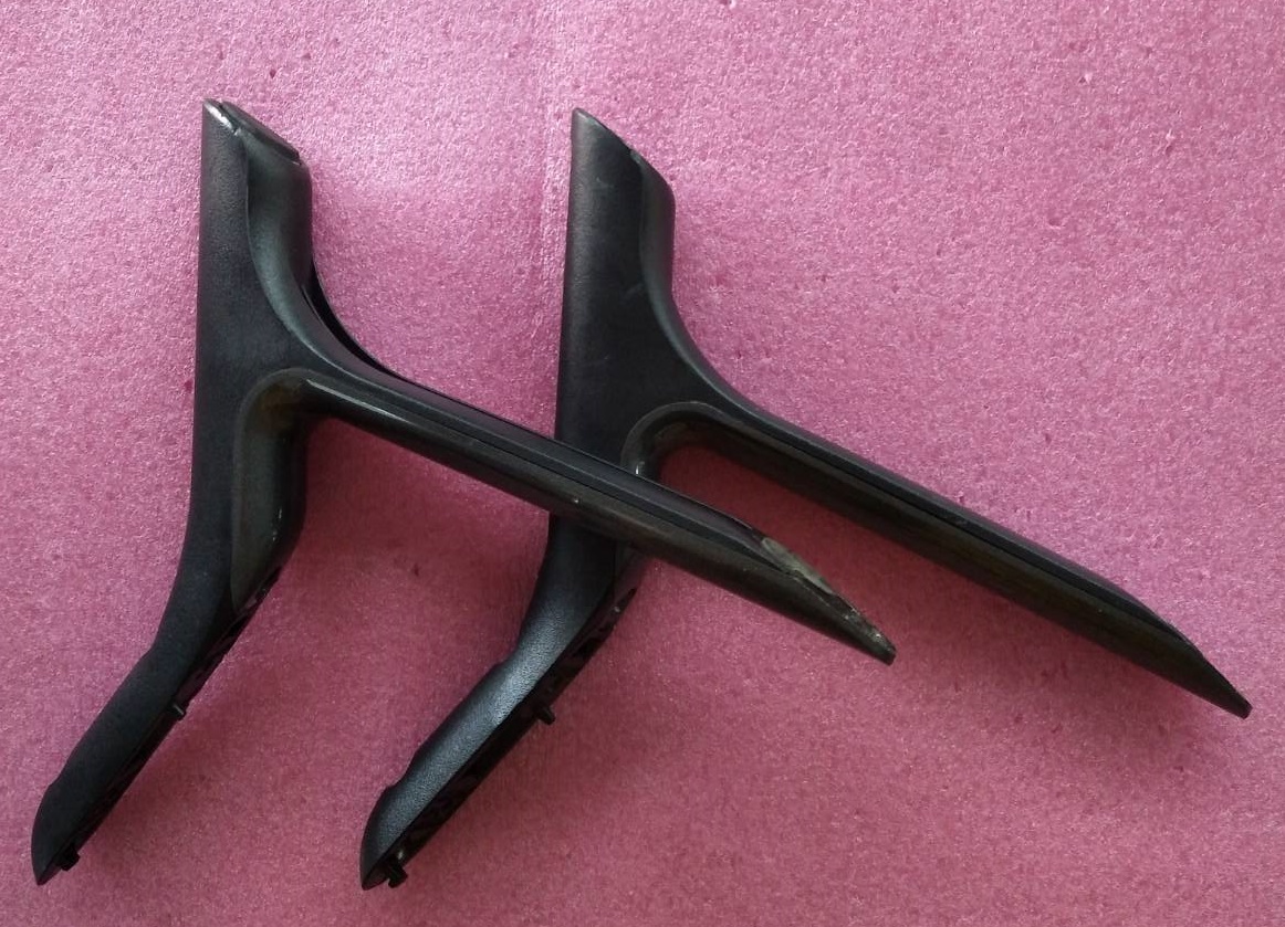 ขาตั้งทีวีLG(แอลจี) ของแท้ถอดจากเครื่อง รุ่น 42LB561T ( MAZ638575)