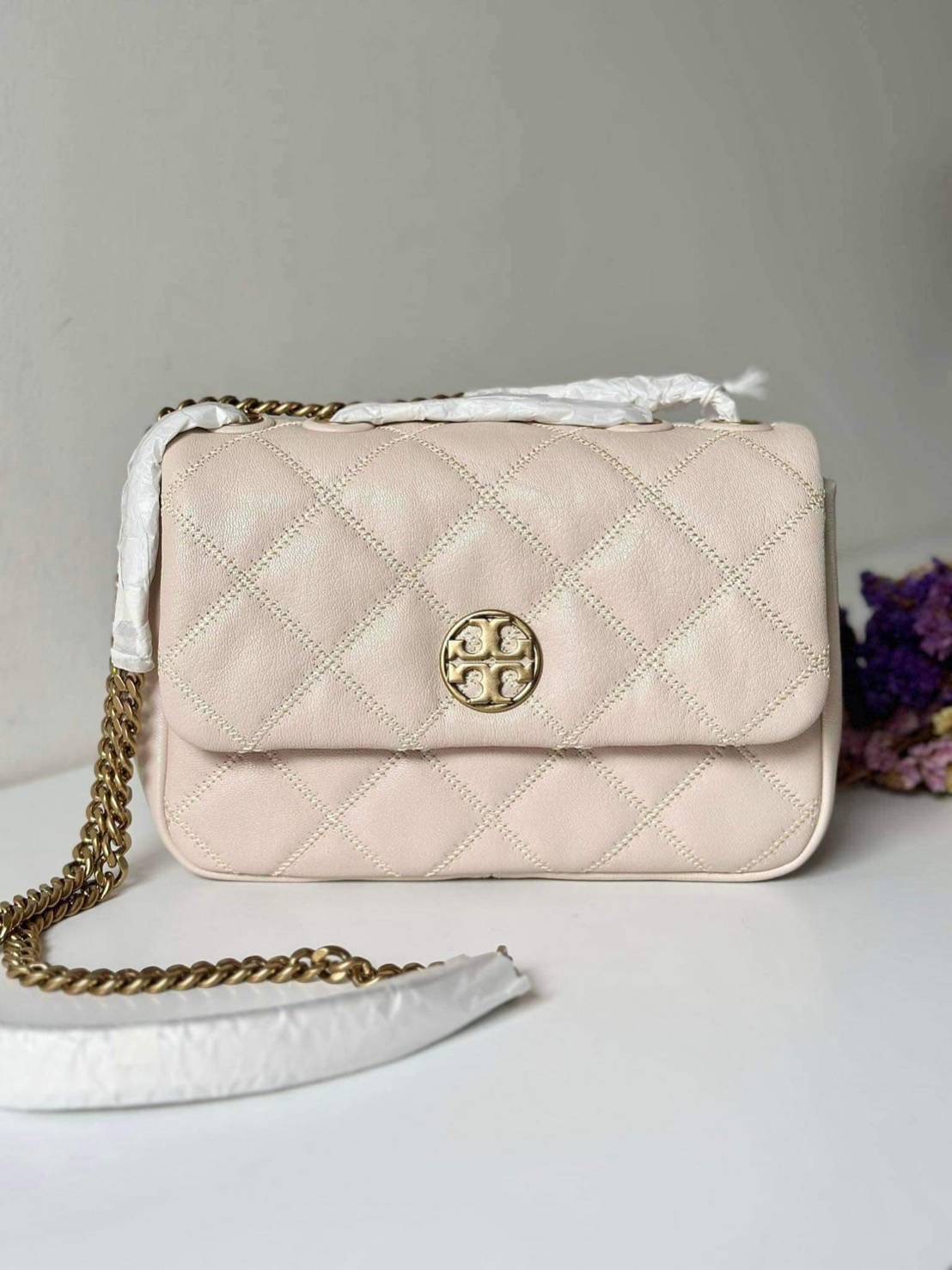 New Tory burch willa shoulder bag Sz. 9” (L) x 6” (H) 3” (D)