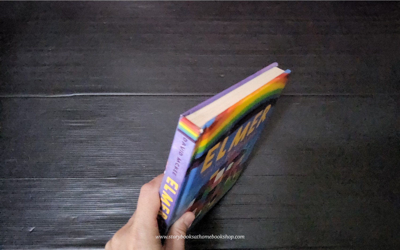 BOARD BOOK** 🍅🍓ELMER AND THE RAINBOW BY DAVID MCKEE