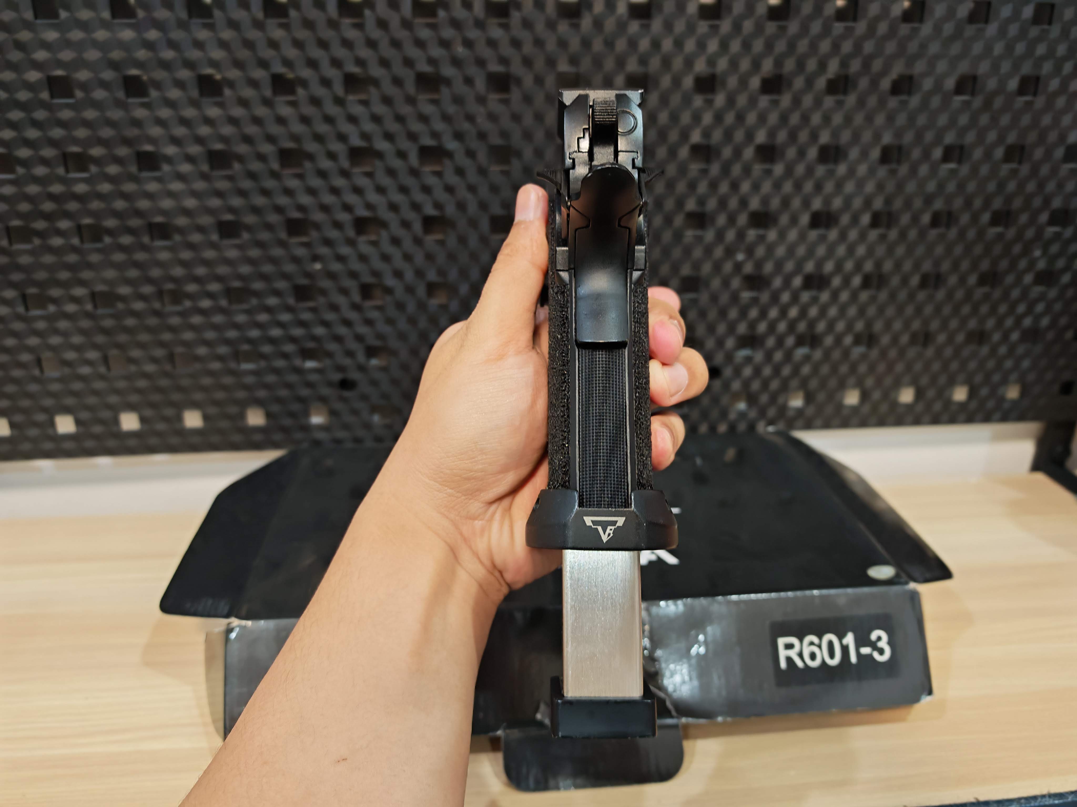 Army Armament R601-3 TTI Combat Master Alpha GBB BB Gun บีบีกัน Airsoft Gun ปืนอัดลม ปืนสั้นแก๊ส มือสอง