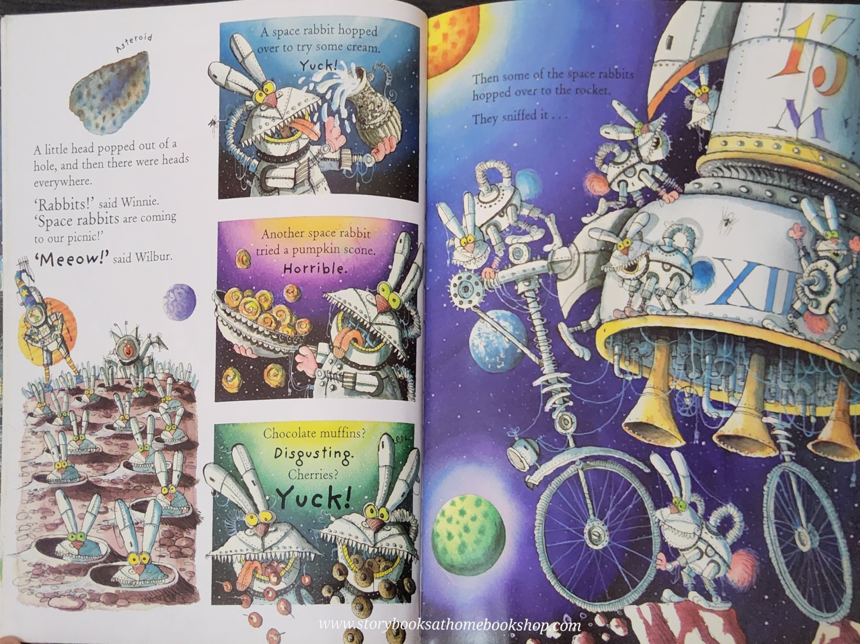 หนังสือนิทานปกอ่อน** 🍅WINNIE the Witch: WINNIE IN SPACE by Valerie Thomas and Korky Paul