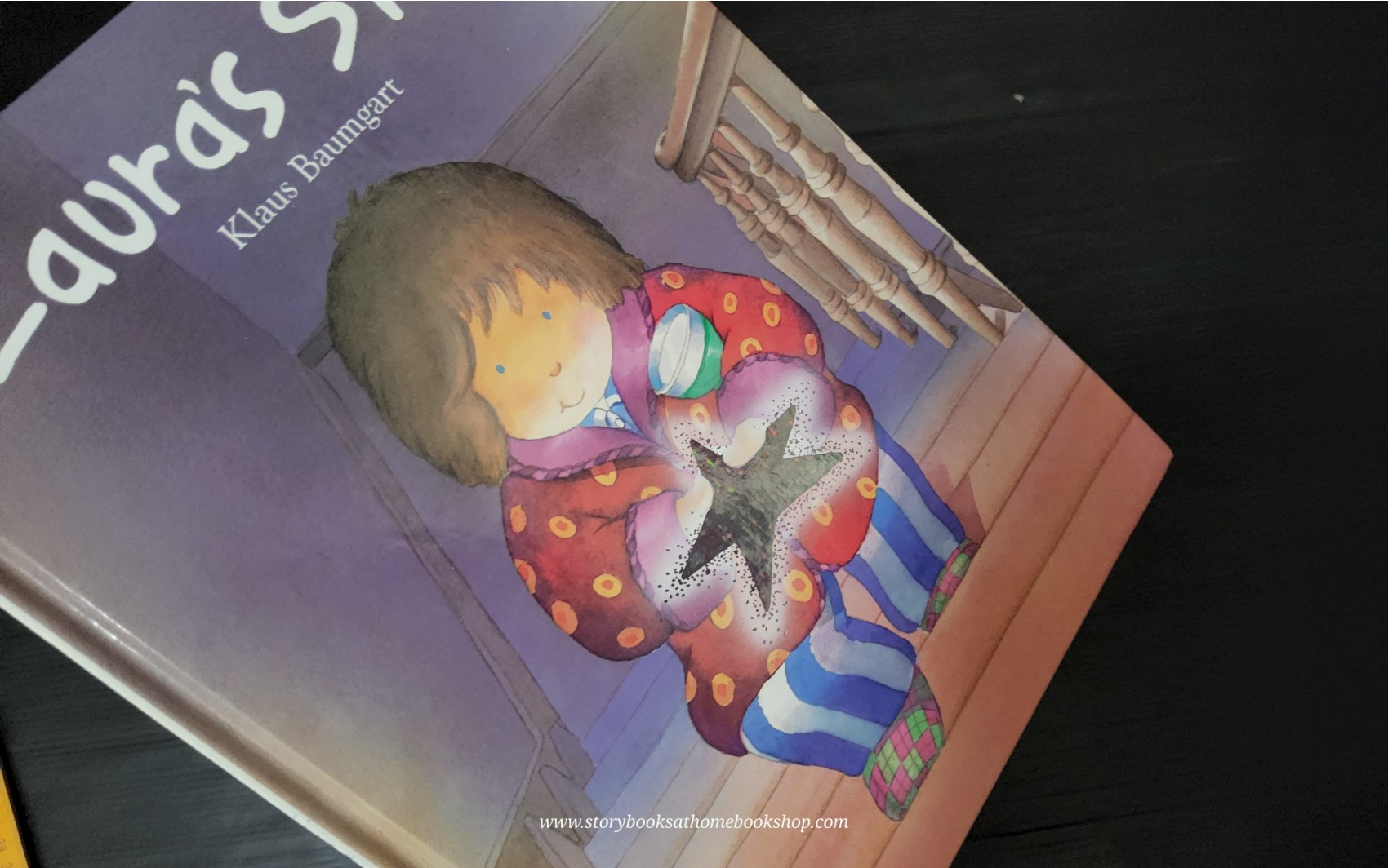 หนังสือนิทานปกแข็ง** 🍅🍓Laura's Star by Klaus Baumgart