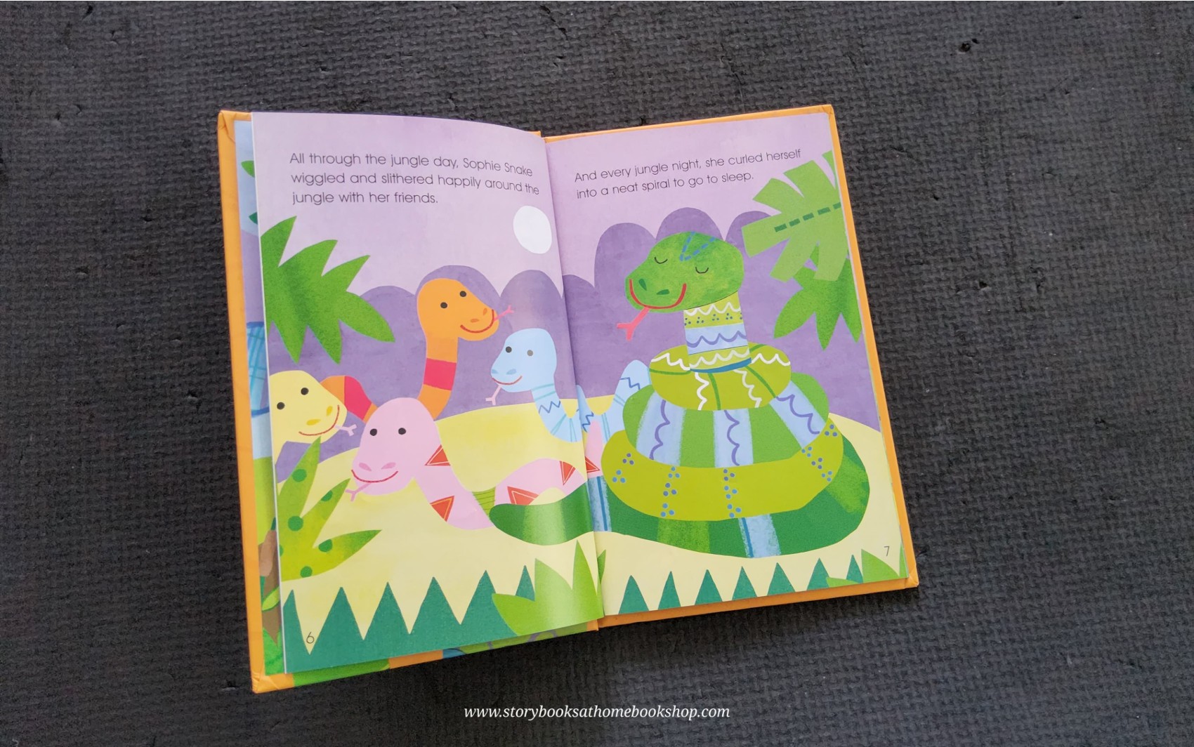 หนังสือนิทานปกแข็ง** 🍅🍅SOPHIE SNAKE GETS IN A TWIST