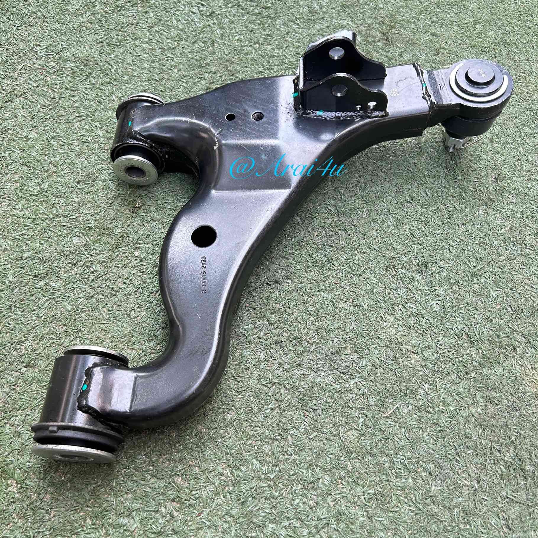TRW ปีกนกล่างทั้งปีก TOYOTA VIGO 4X2 ปี 04-08,INNOVA ปี 04-13,Revo 4X2 ปี 15 ขึ้นไป TRW JTC7649