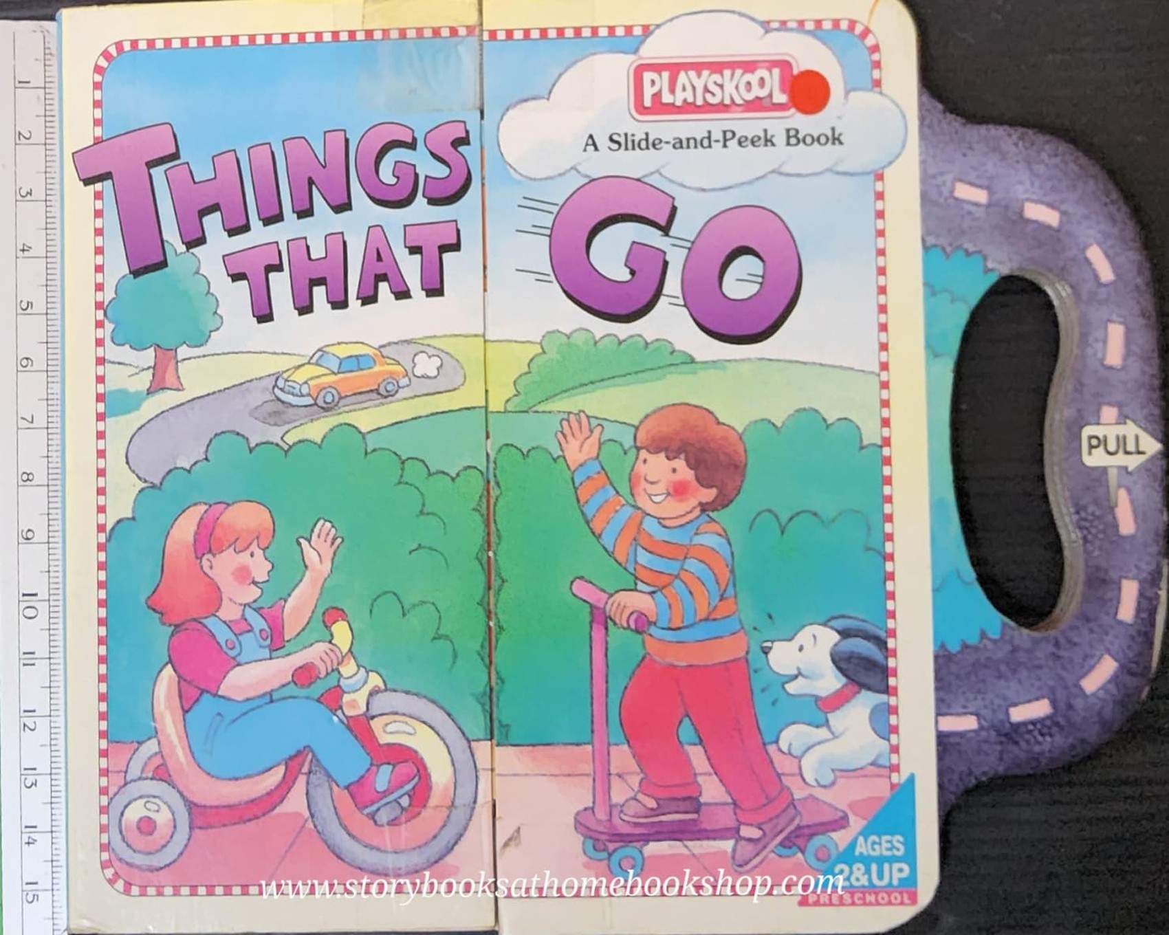 SLIDE AND PEEK BOARD Book** 🍅THINGS THAT GO