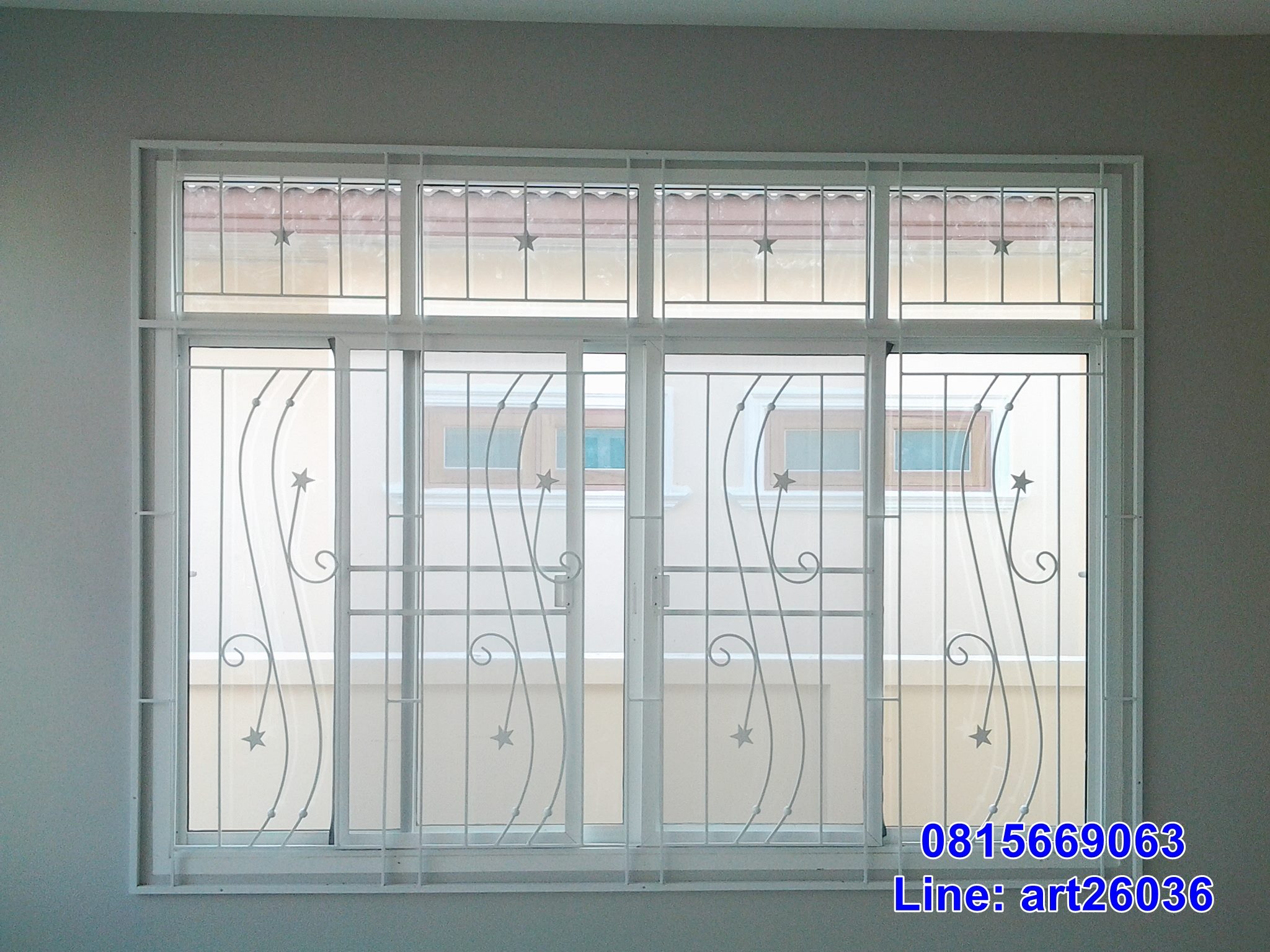 เหล็กดัดพร้อมมุ้งลวด หน้าต่าง