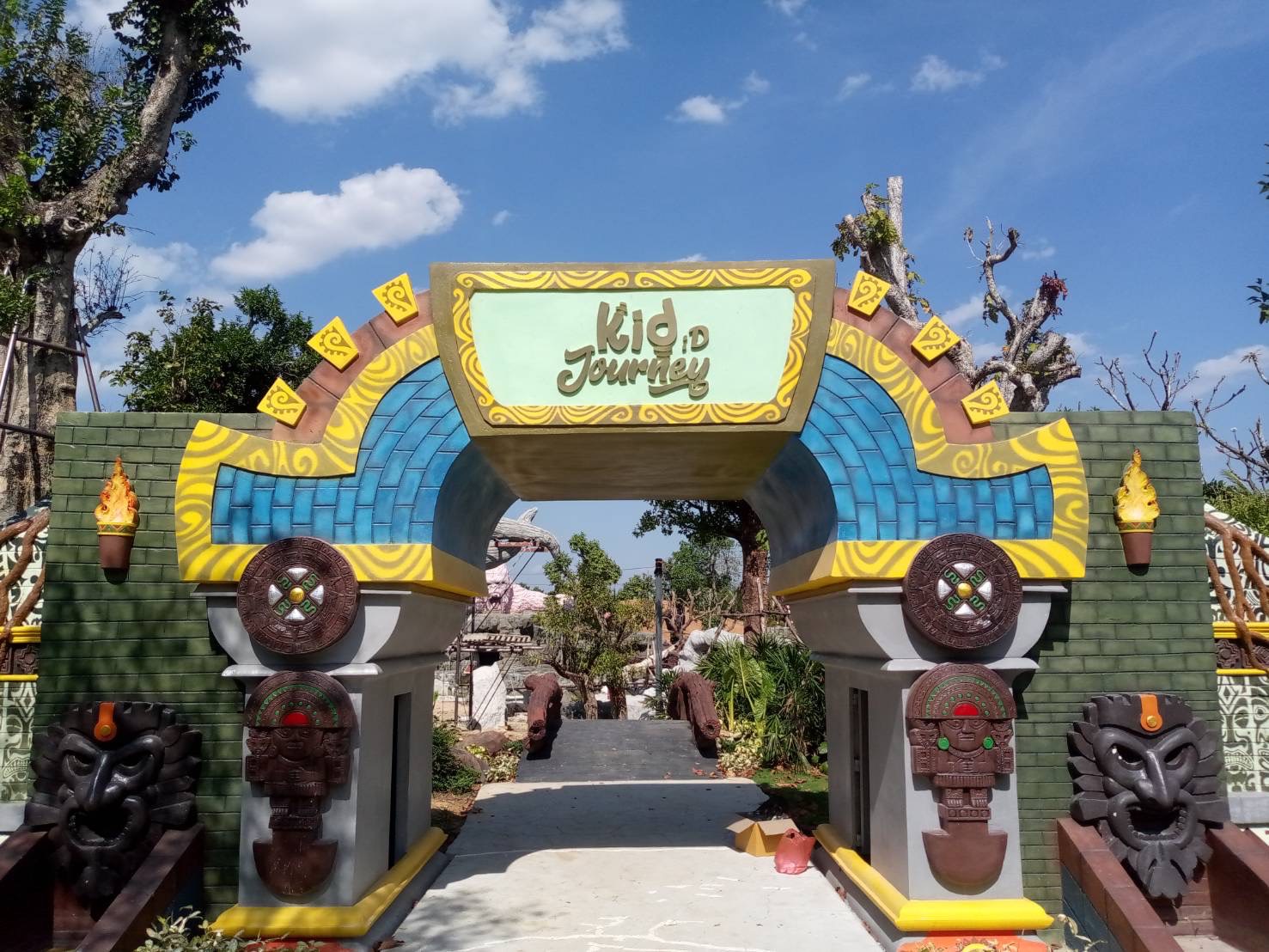 งานผลิตติดตั้ง ป้ายอักษรสแตนเลสหน้าทองแฮร์ไลน์ยกขอบ ป้ายบุรีรัมย์