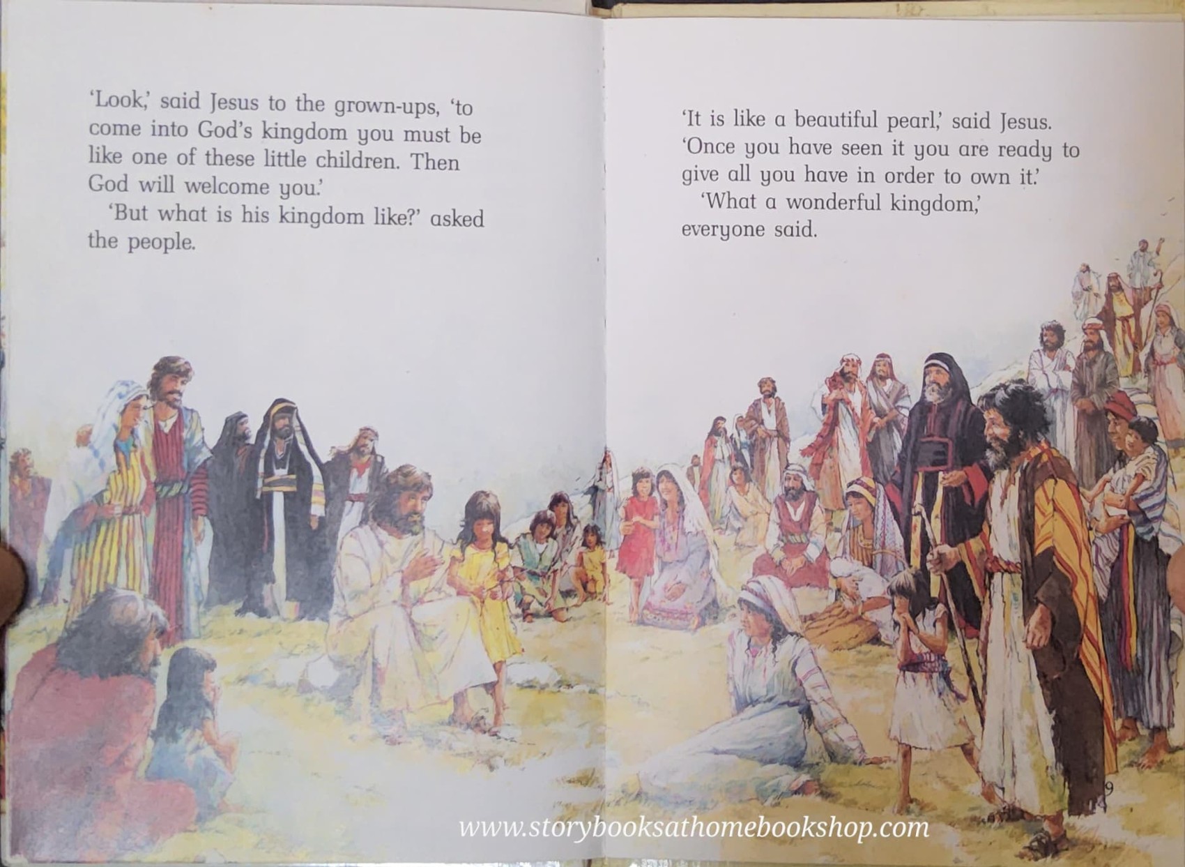 JESUS GIVES THE PEOPLE FOOD