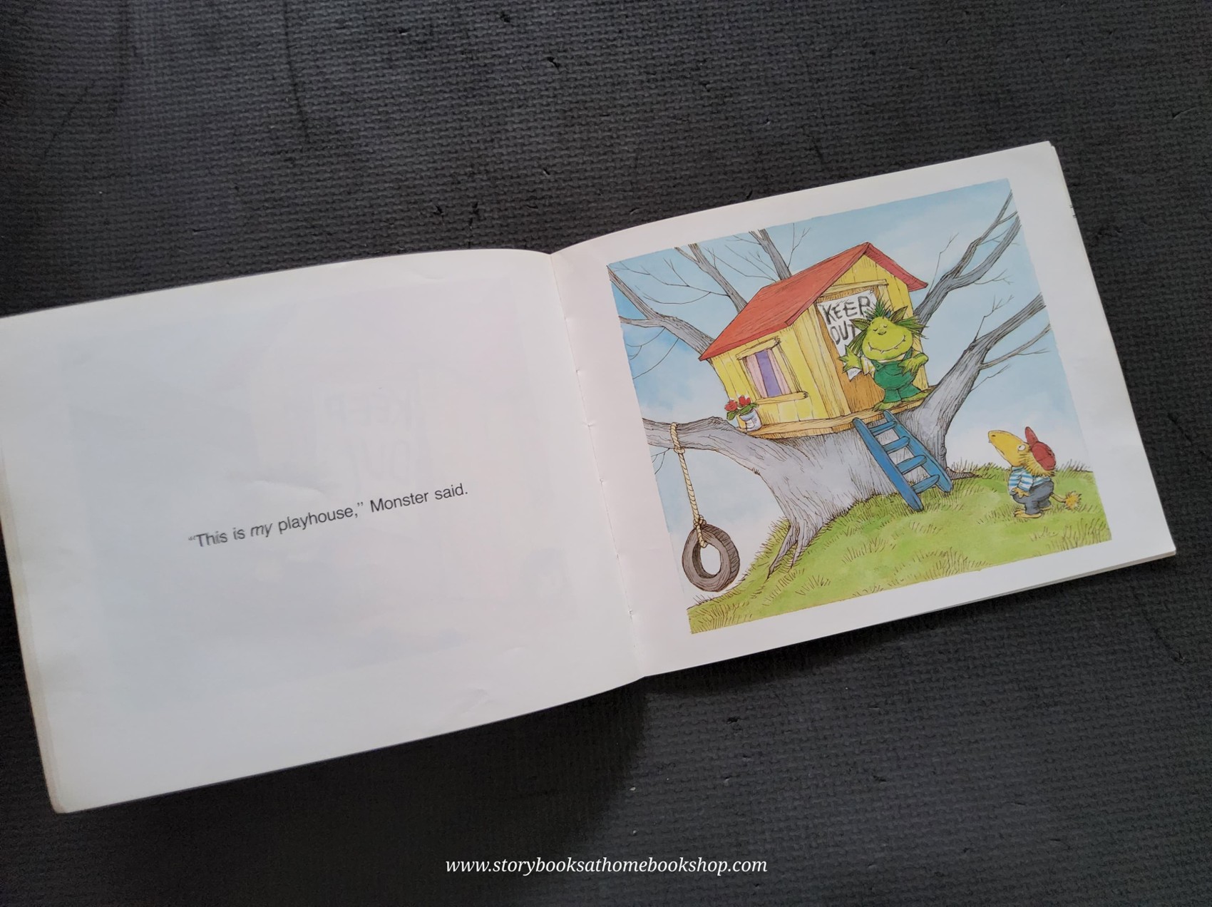 หนังสือนิทานปกอ่อน** 🍅🍓A PLAY HOUSE FOR MONSTER BY VIRGINIA MUELLER