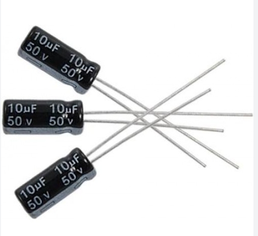 ตัวเก็บประจุแบบอิเล็กโทรไลติกอลูมิเนียม4 × 7มม 10UF/50V