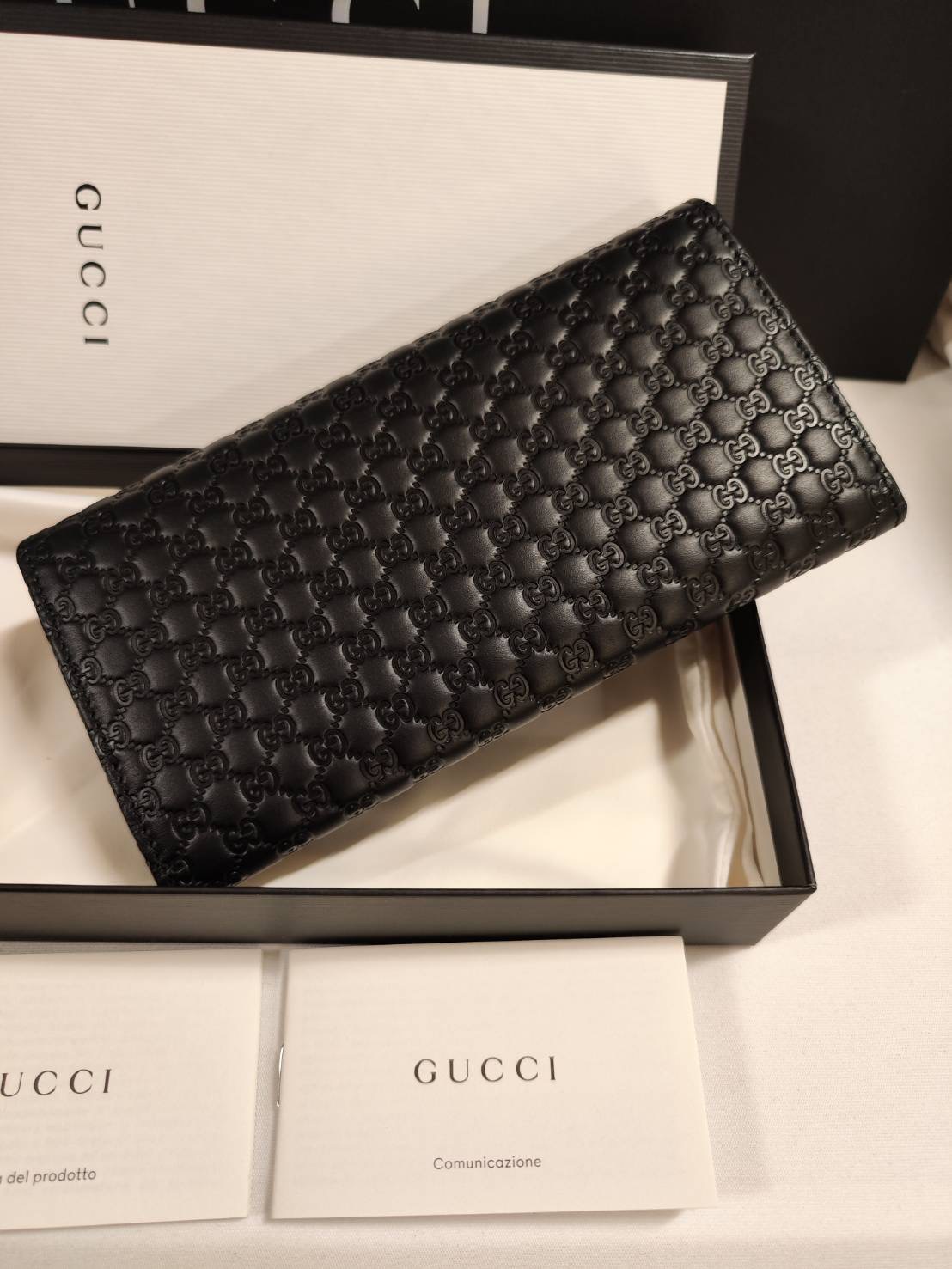 New Gucci wallet 2 พับ หนังปั้มสีดำ