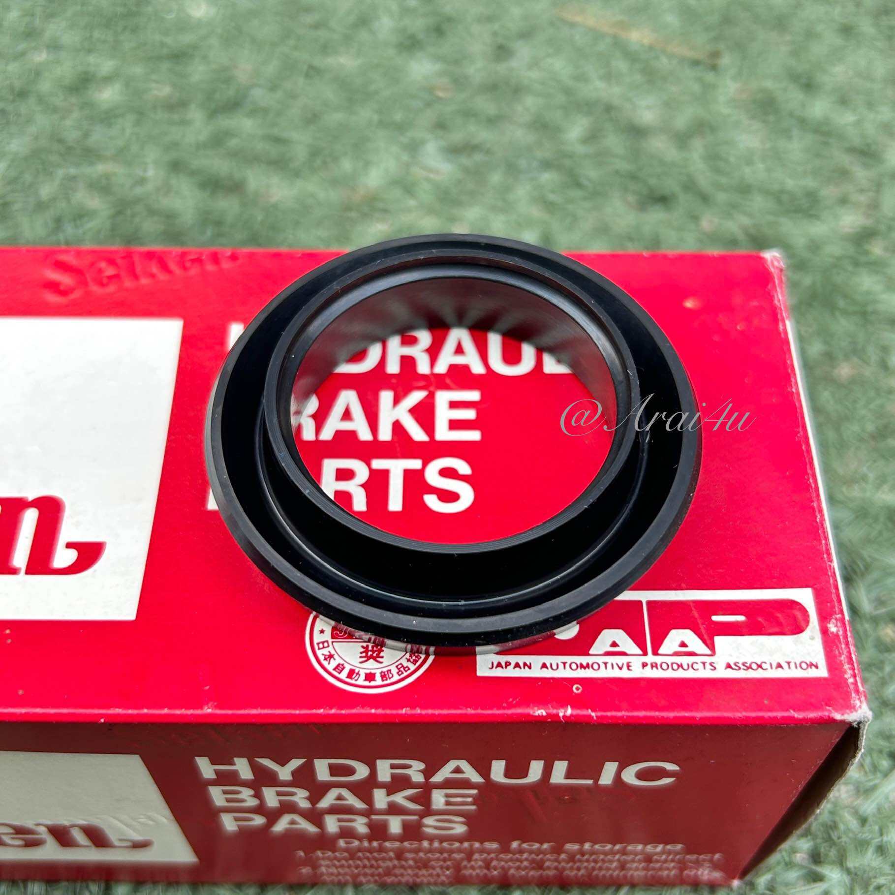 ลูกยางเบรคหลัง (แหวน) 53.5MM ISUZU S260 FX195-240,FTR33M S260 #SC80208R ราคาต่อ1กล่อง10ชิ้น SEIKEN แท้