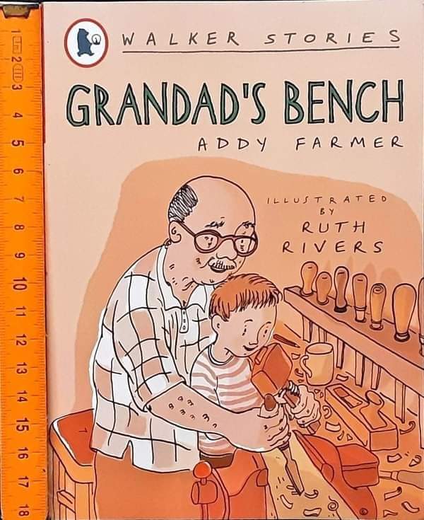 วรรณกรรมเยาวชน แนะนำ📢 **หนังสือนิทานปกอ่อน** 🍅🍓WALKER STORIES:GRANDAD'S BENCH