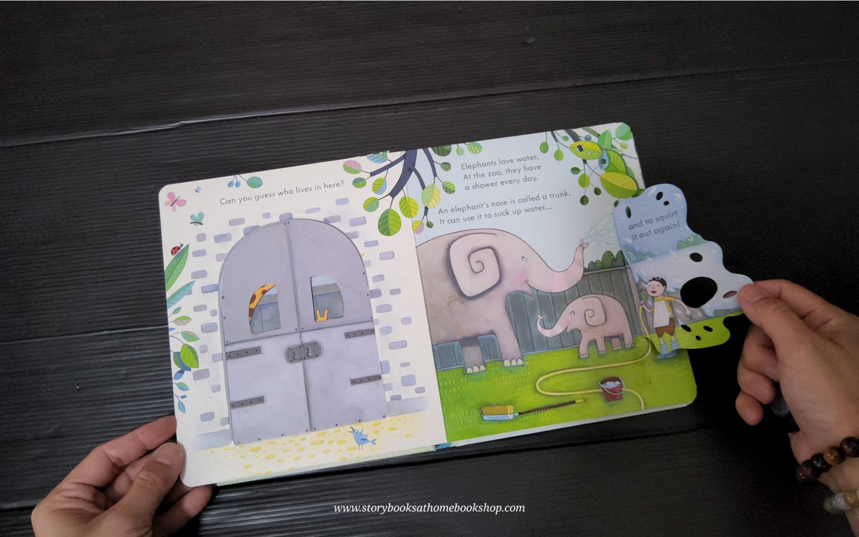 PEEP BOARD BOOK** ♥️USBORNE PEEP INSIDE THE ZOO