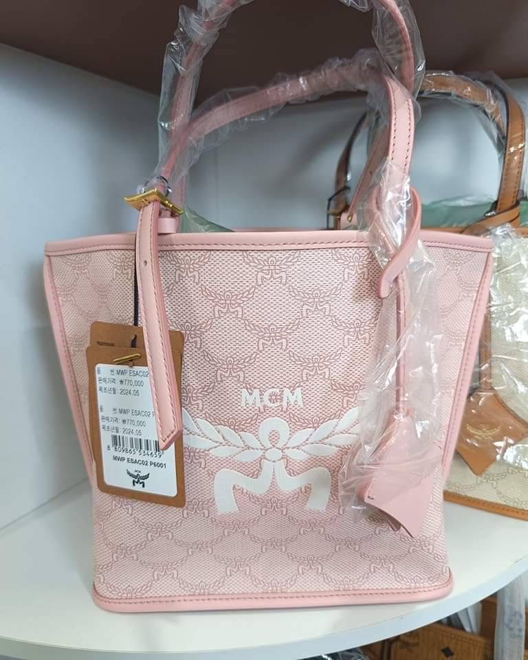 พร้อมส่งครบทุกสี New Mcm Mini Himmel Shopper ใบลูกถอดได้ Sz.13.0 x 22.0 x 21.5 ซม.