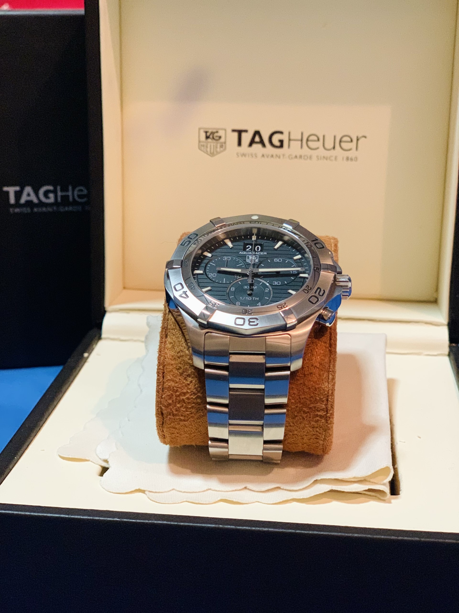 นาฬิกาข้อมือ ยี่ห้อ Tag Heuer รุ่น Aquaracer Chronograph ระบบ Quartz 43mm
