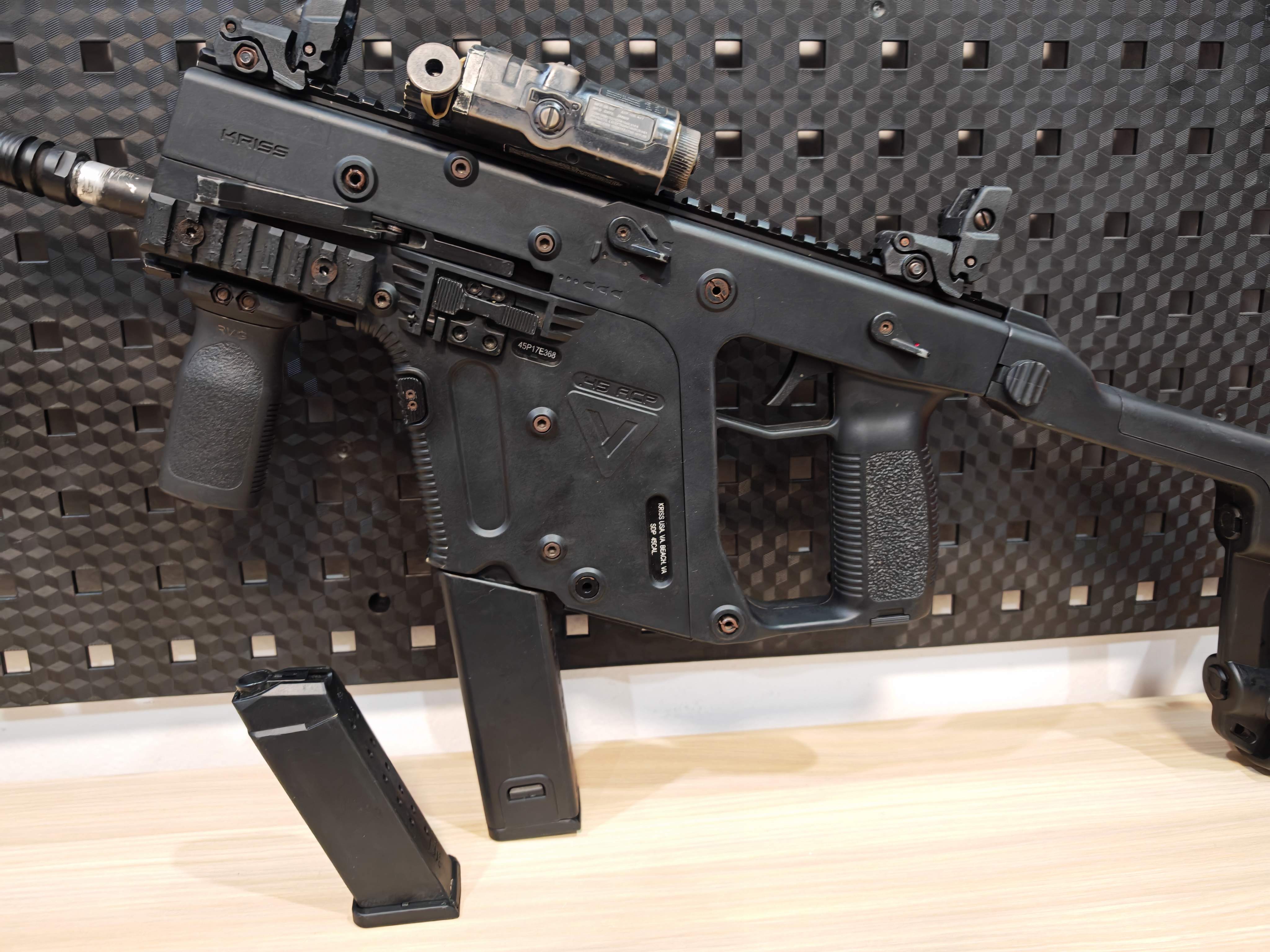 ARES Kriss Super V (Kriss Vector) AEG BB Gun บีบีกัน Airsoft Gun ปืนอัดลม ปืนยาวไฟฟ้า มือสอง