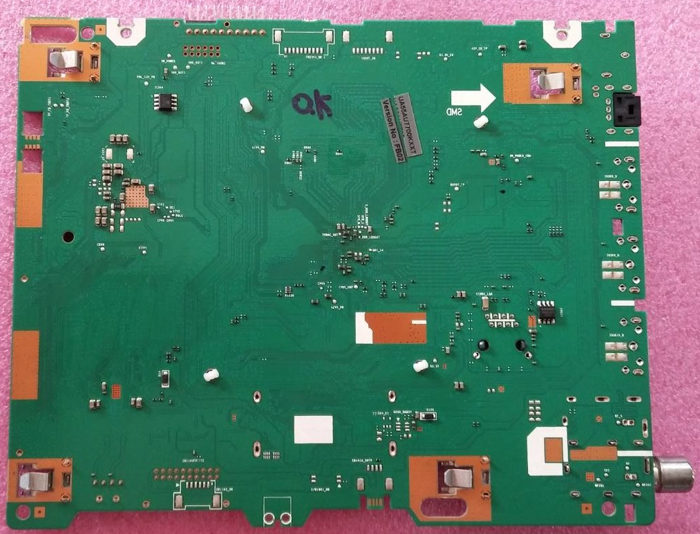 เมนบอร์ดทีวีซัมซุง Samsungอะไหล่แท้/มือสองพร้อมใช้งาน พาร์ท BN96-53074D ใช้กับรุ่นUA55AU7000KXXT ใช้กับเวอร์ชั่นFB02 เท่านั้น (ต้องเทียบความเหมือนของบอร์ดก่อนสั่ง)