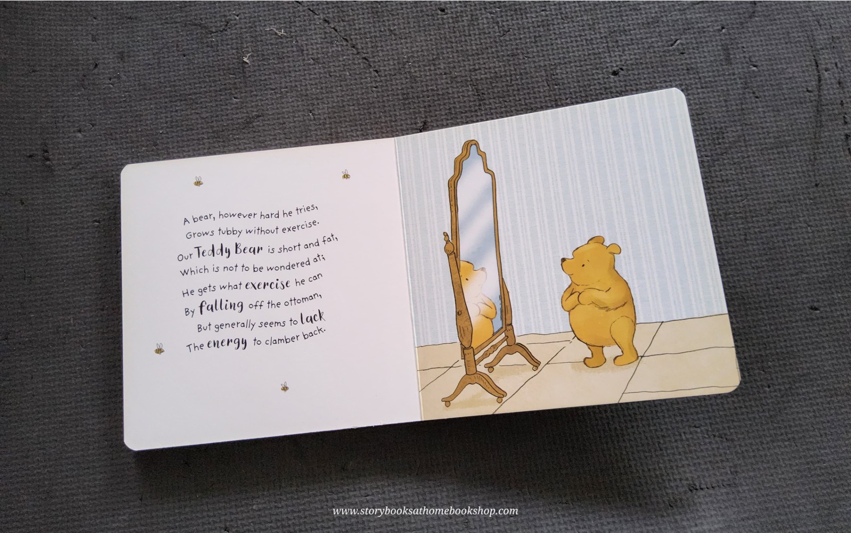 * Board Book** 🍅🍓WINNIE THE POOH TIDDELY POM