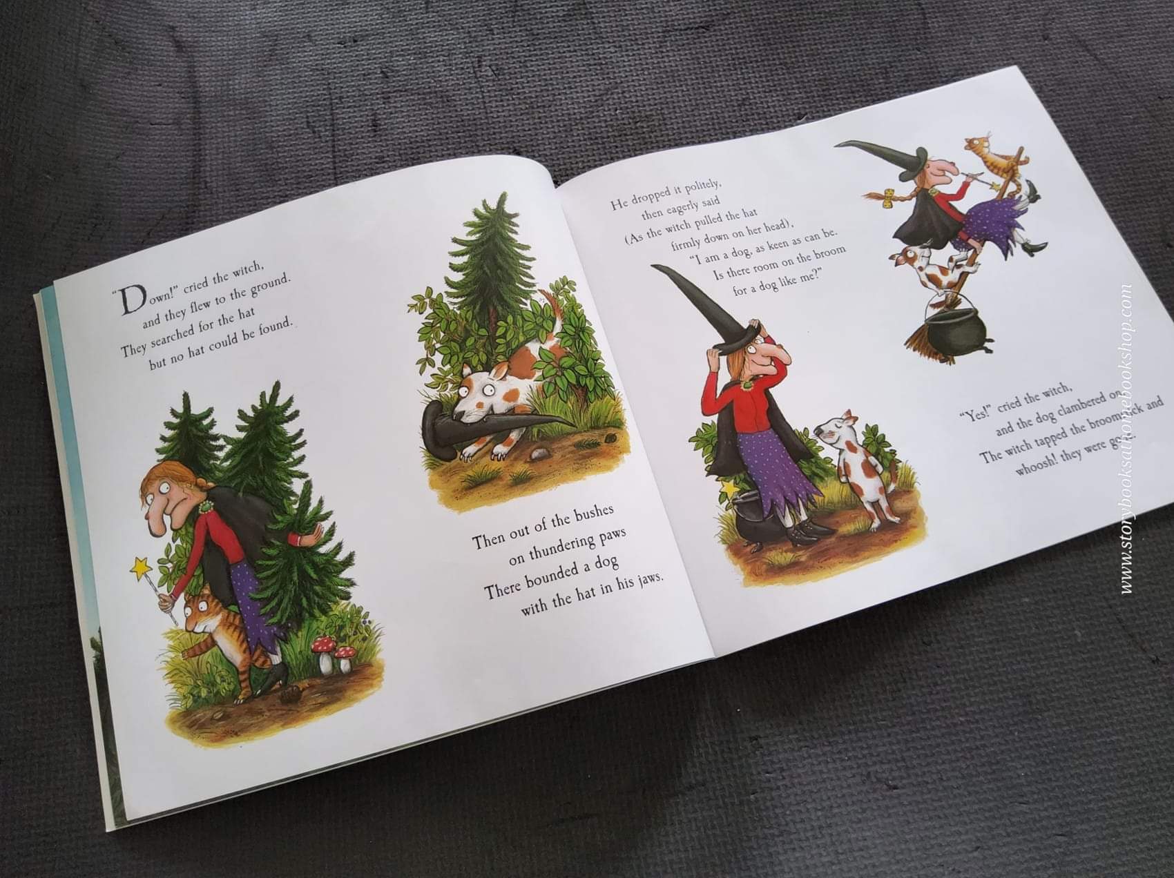 หนังสือนิทานปกอ่อน** 🍅🍓ROOM ON THE BROOM BY JULIA DONALDSON.AXEL SHEFFLER