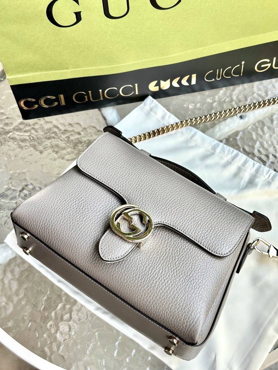 🖤🤍 เทา ครีม 47,590 บาท New Gucci Interlocking Shoulder Bag