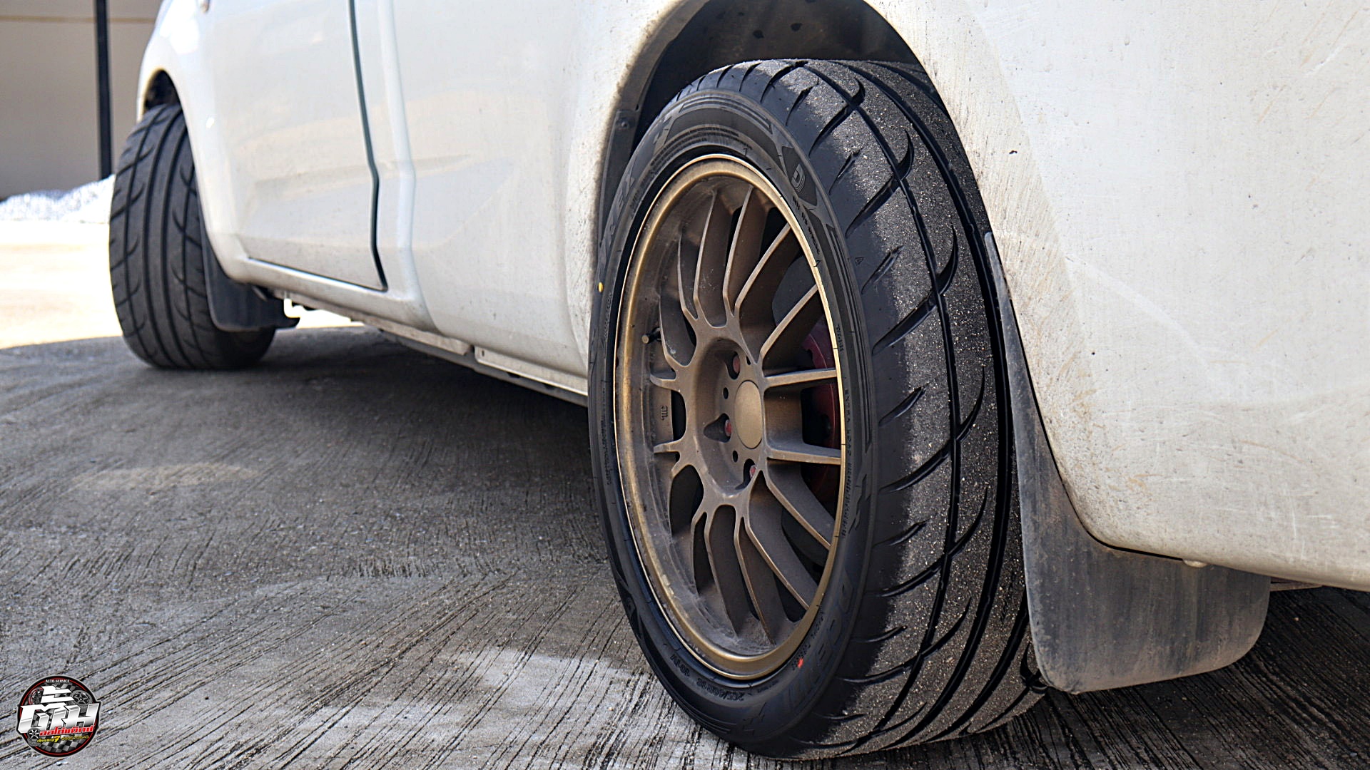 ISUZU D-MAX เปลี่ยนยาง DCENTI TYREX 265/40R18 101V