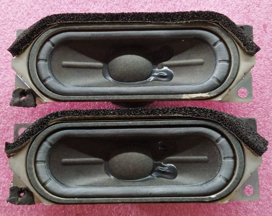 ลำโพงทีวี TOSHIBA (โตชิบา) ของแท้ถอดจากเครื่อง ใช้กับรุ่น 40L2450VT 39L4300VT พาร์ทV30A00011600 8โอมห์ 10วัตต์ และรุ่นอื่นที่พาร์ทตรงกัน