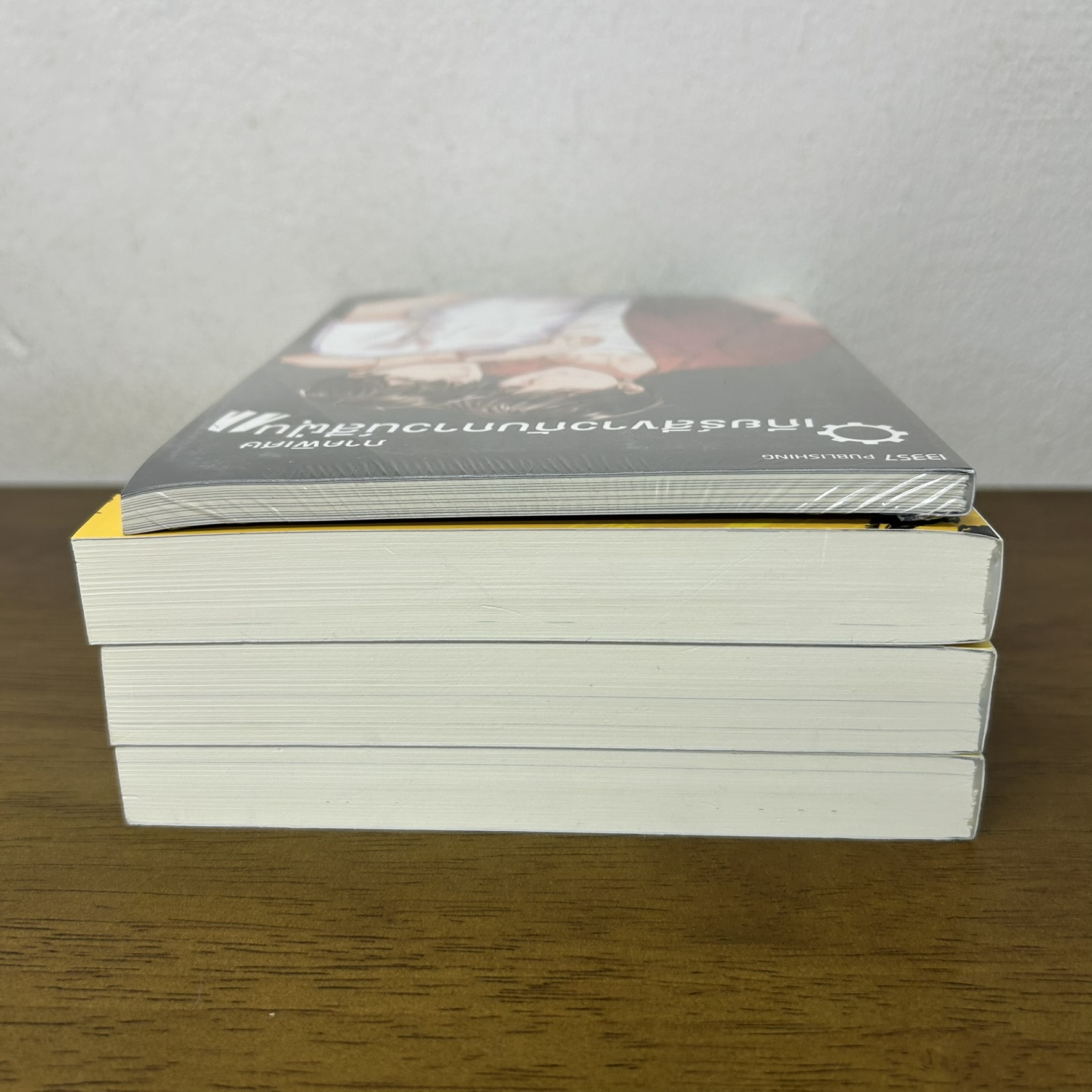 [YAOI] ชุด เกียร์สีขาวกับกาวน์สีฝุ่น เล่ม 1-3 จบ+เล่มพิเศษ ... นายพินต้า (มือสอง) นิยายวาย SENSE