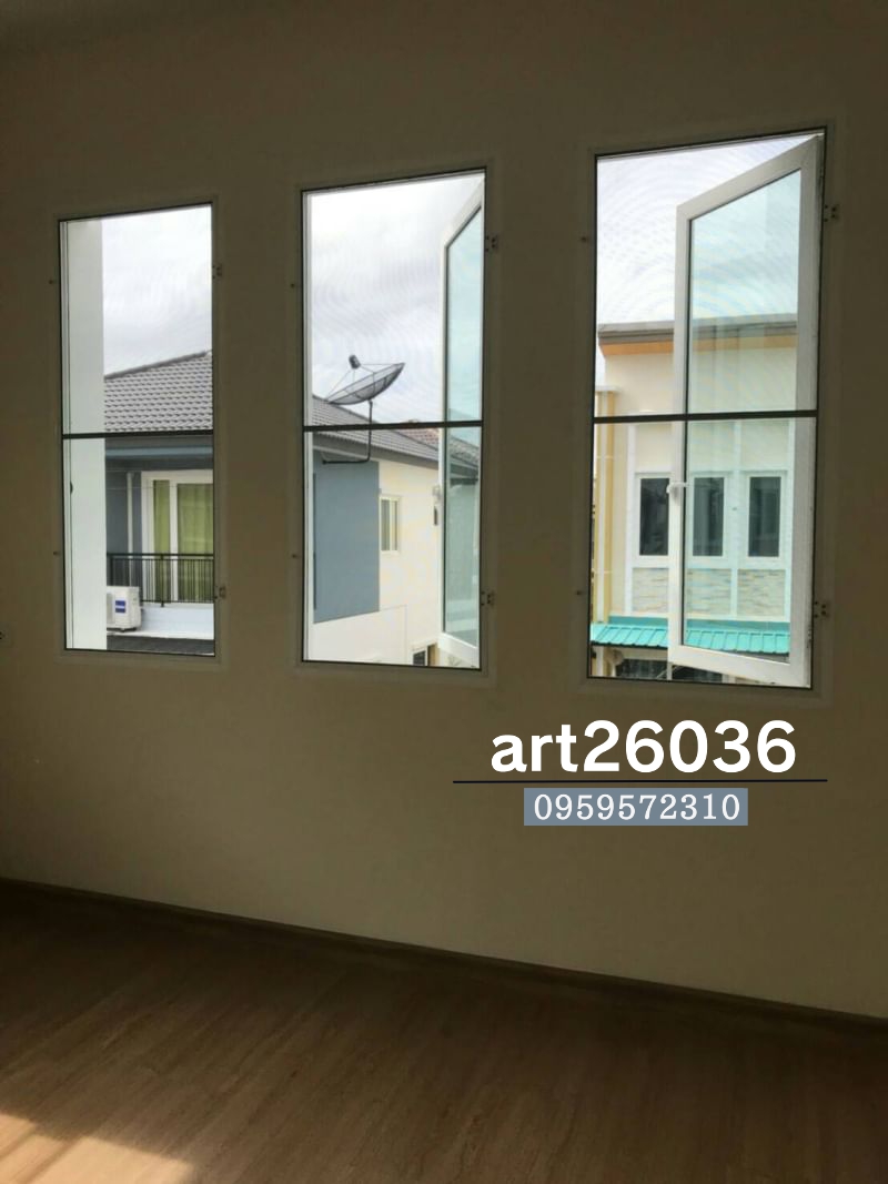 กระจกหน้าต่าง ประตู บานเลื่อน เหล็กดัดสีขาว