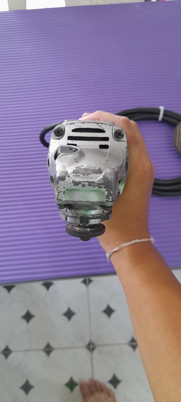 หินเจียร 4 นิ้ว Makita GA 4031