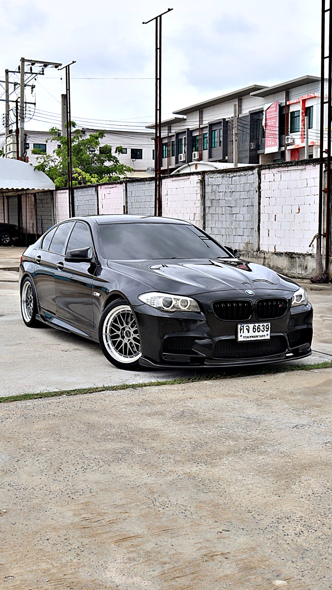 BMW Series 5 520d เปลี่ยนล้อยาง ล้อ NAYA BBS LM ขอบ19นิ้ว ยาง GOODRIDE SOLMAX1 F 245/40R19 99Y R 275/35R19 100Y