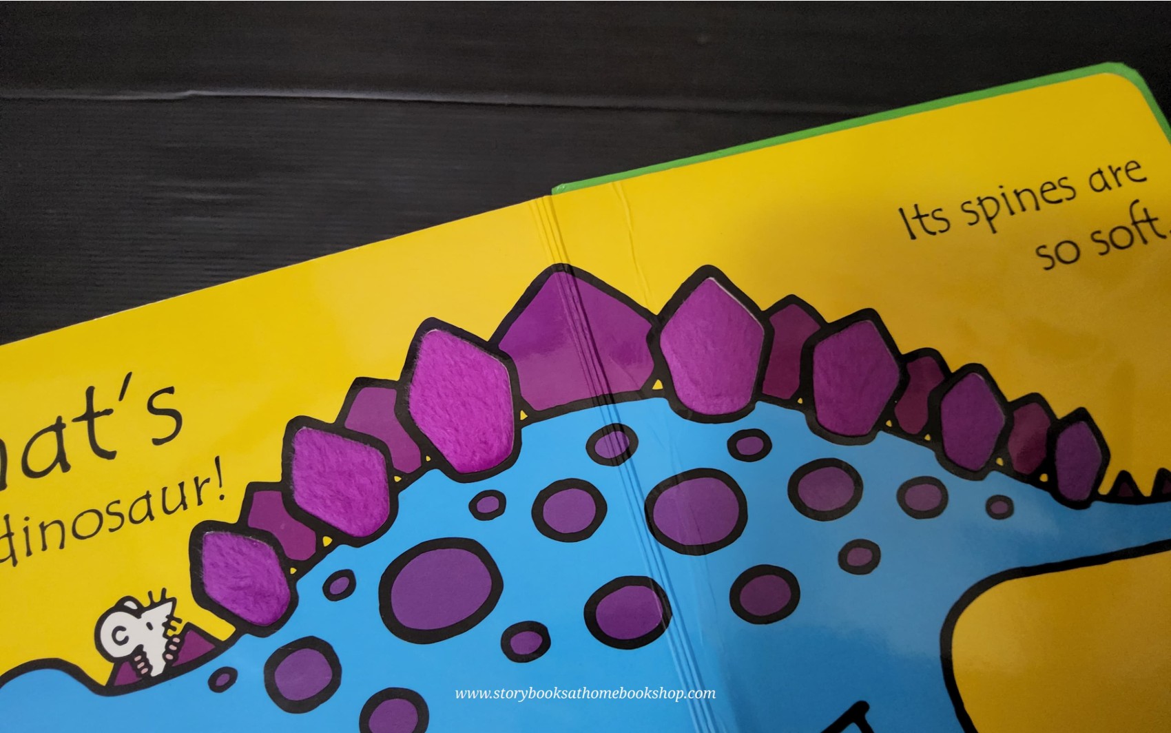 TOUCH AND FEEL BOARD BOOK** ♥️USBORNE TOUCHY-FEELY BOOKS:THAT'S NOT MY DINOSAUR...