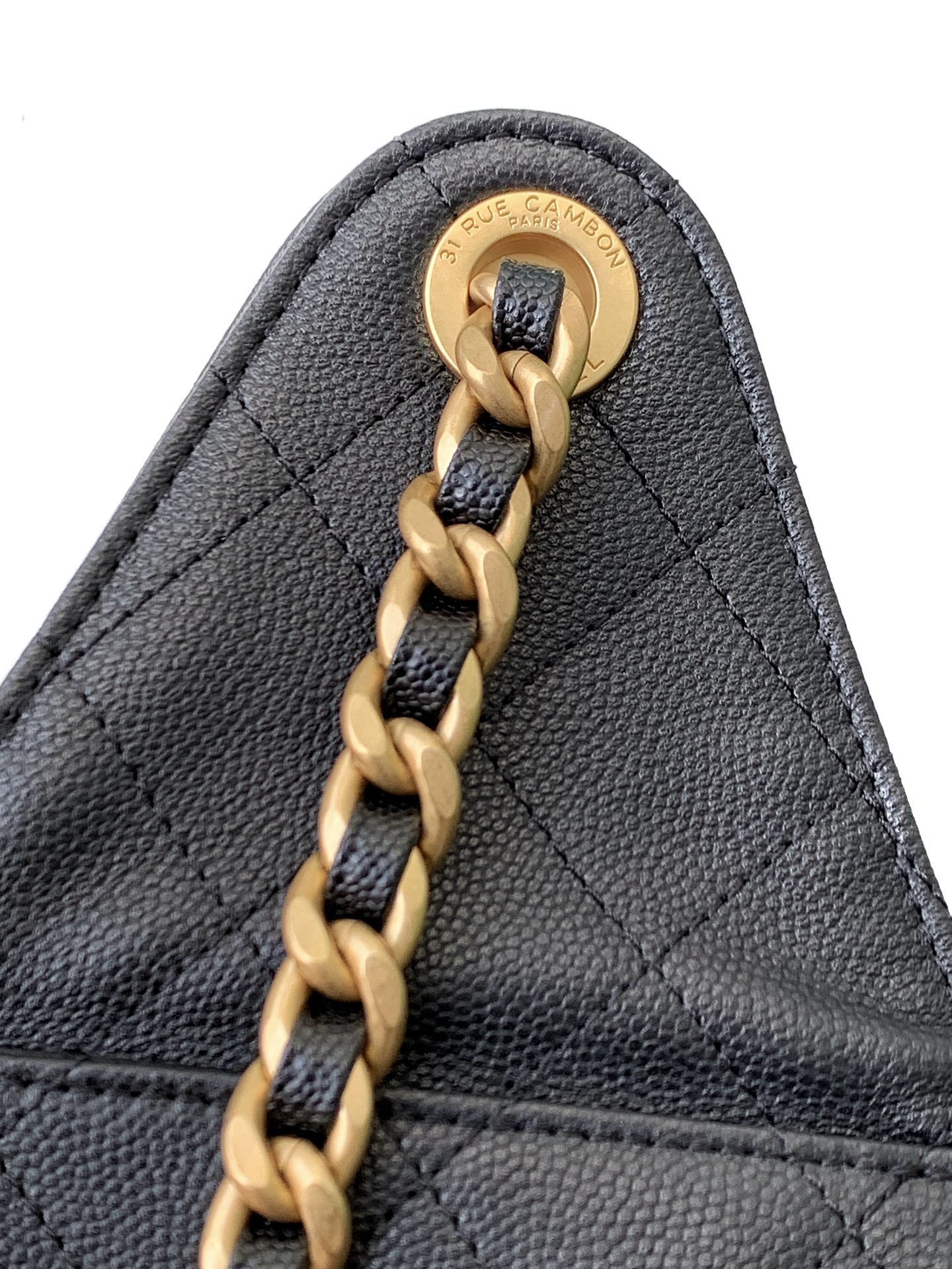 [Pre-order]New Chanel hobo 25S small black Caviar GHW งาน VIP คุณภาพที่ดีที่สุด