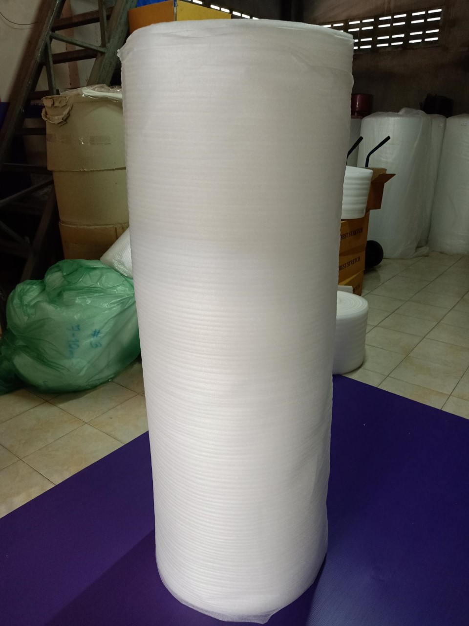 EPE FOAM โฟมบางกันรอย 1.0 M x 100 M หนา 4 มม
