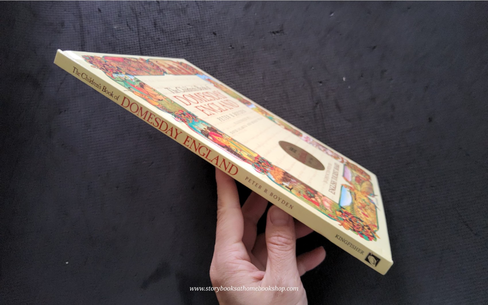 หนังสือนิทานปกแข็ง** 🍅🍅WITCHES,WIZARDS AND MAGICAL PEOPLE BY JOHN PATIENCE