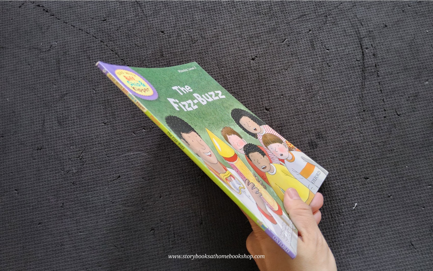 หนังสือนิทานปกอ่อน** 🍓🍓Biff Chip&Kipper:Phonics Level2: THE FIZZ-BUZZ