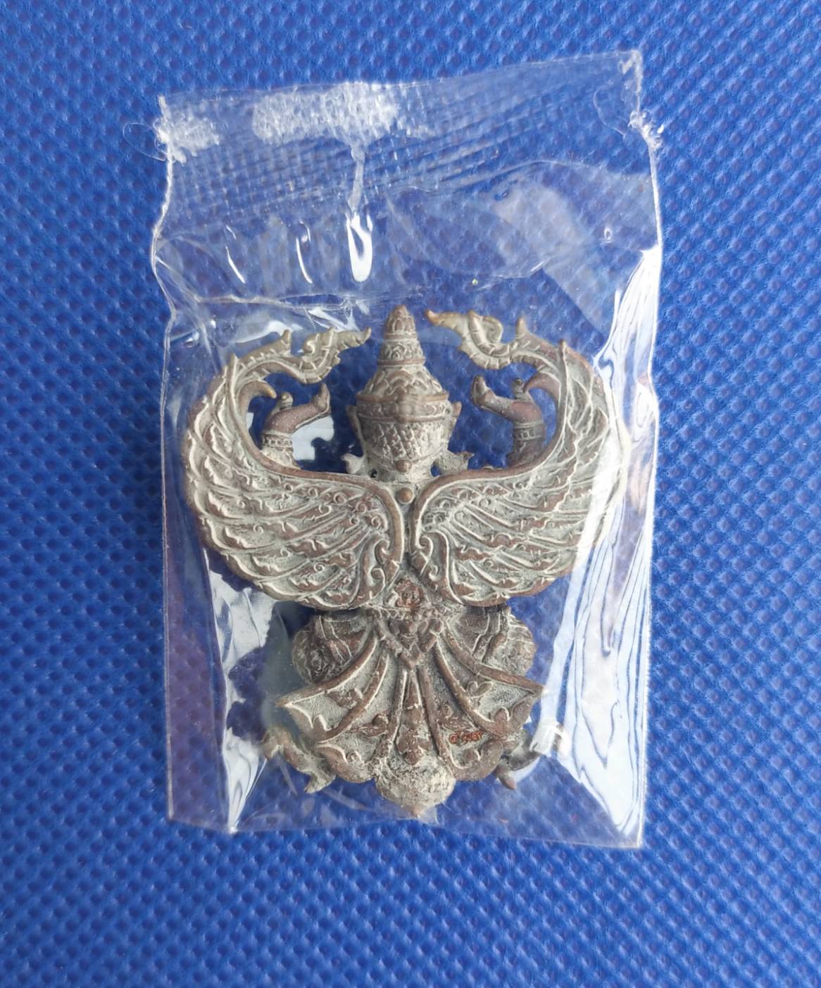 พญาสุบรรณครุฑ รุ่นแรก หลวงพ่อวิชิต วัดป่าเขาปลวก จ.บุรีรัมย์ ปี 2564