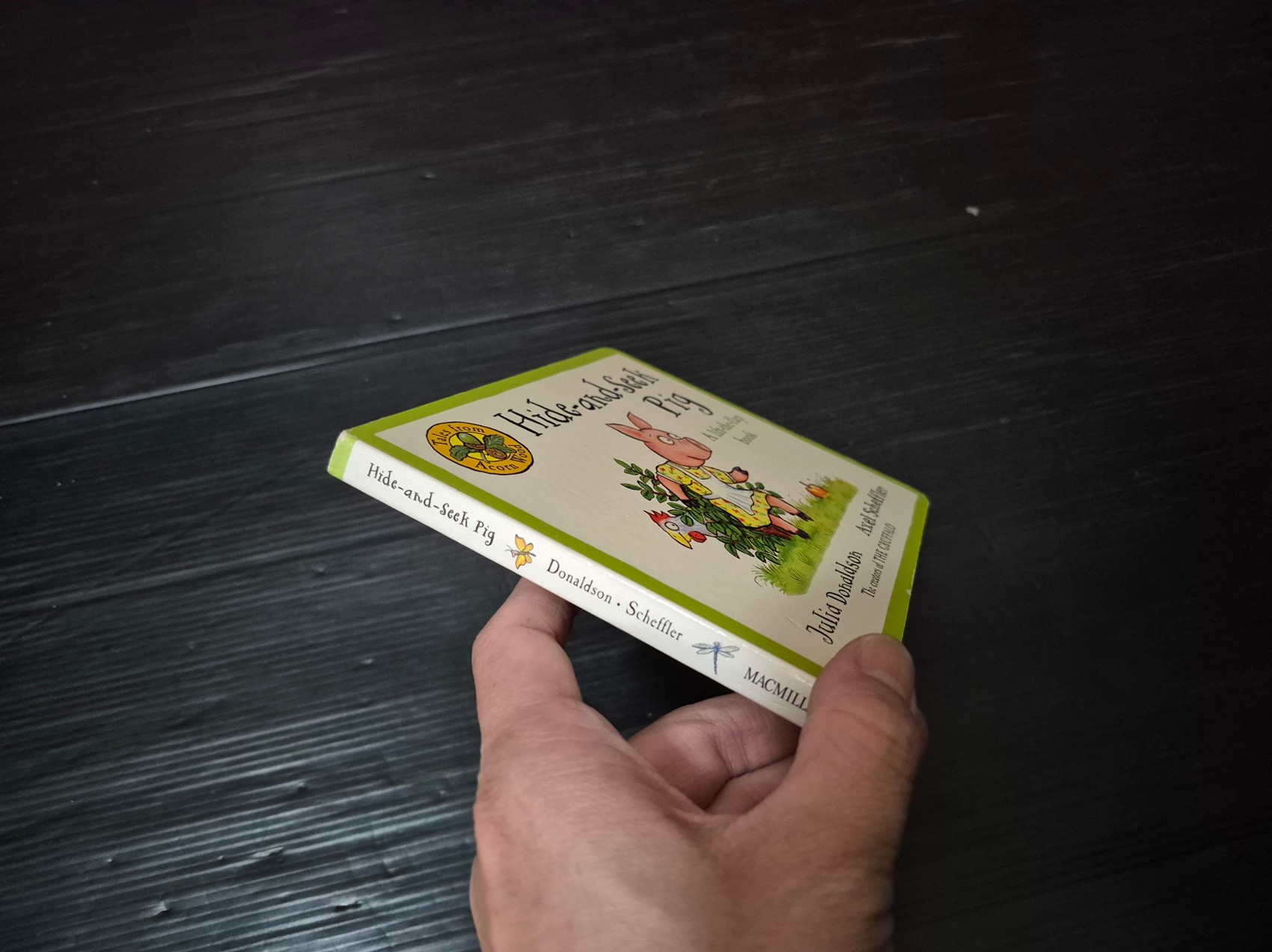 FLAP BOARD BOOK** 🍅🍅HIDE- AND -SEEK PIG A LIFE THE FLAP BOOK