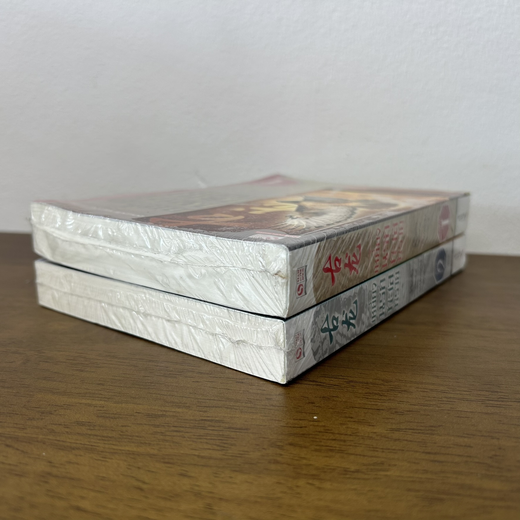 เหยี่ยวนรกทะเลทราย เล่ม 1-2 จบ ครบชุด ... โก้วเล้ง น.นพรัตน์ (มือหนึ่งขีดสัน) นิยาย แปลจีน สยามอินเตอร์ กำลังภายใน