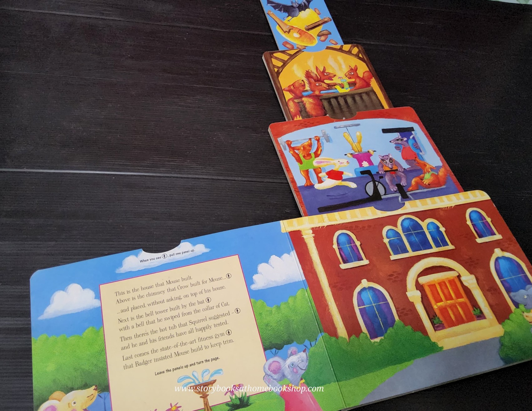 PULL THE TAB BOARD BOOK** 🍅🍓THE MOUSE THAT MOUSE BUILT