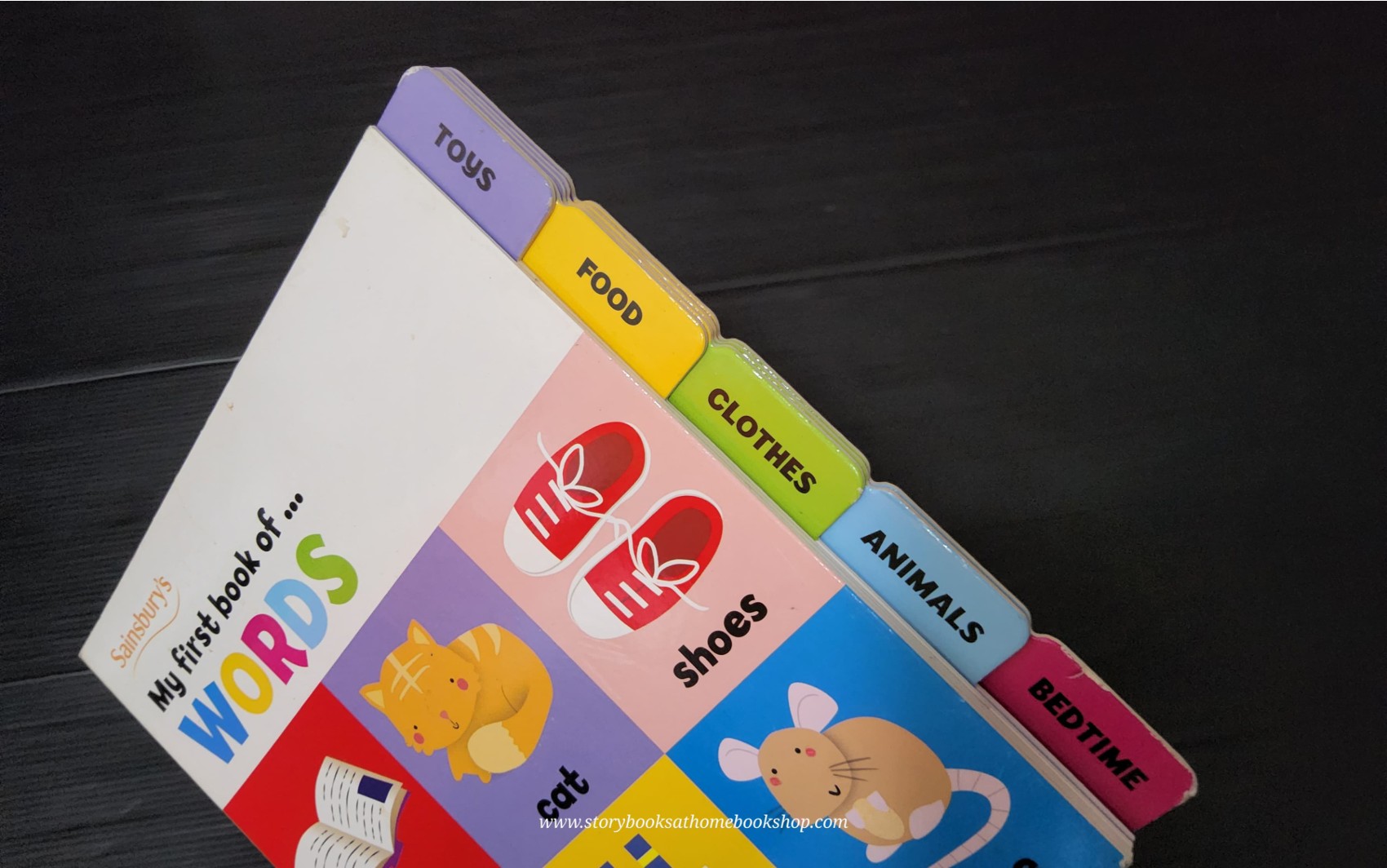 BOARD BOOK ** 🍅🍓MY FIRST BOOK OF WORDS