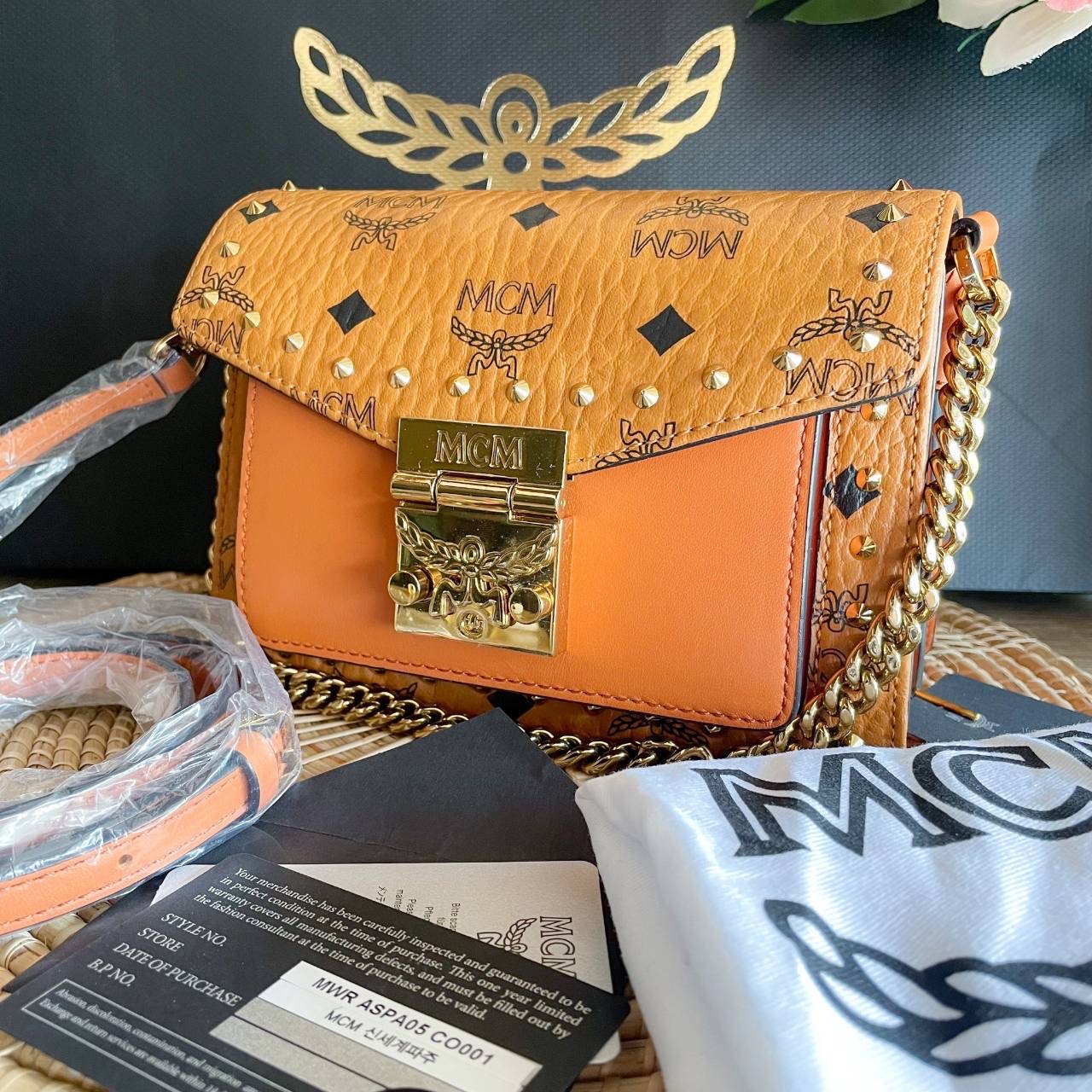 New MCM Patricia Crossbody in Studded Visetos (shop เกาหลี) Details • Approximately 8.0 x 18.0 x 12.5 cm • 97 cm to 122 cm strap length