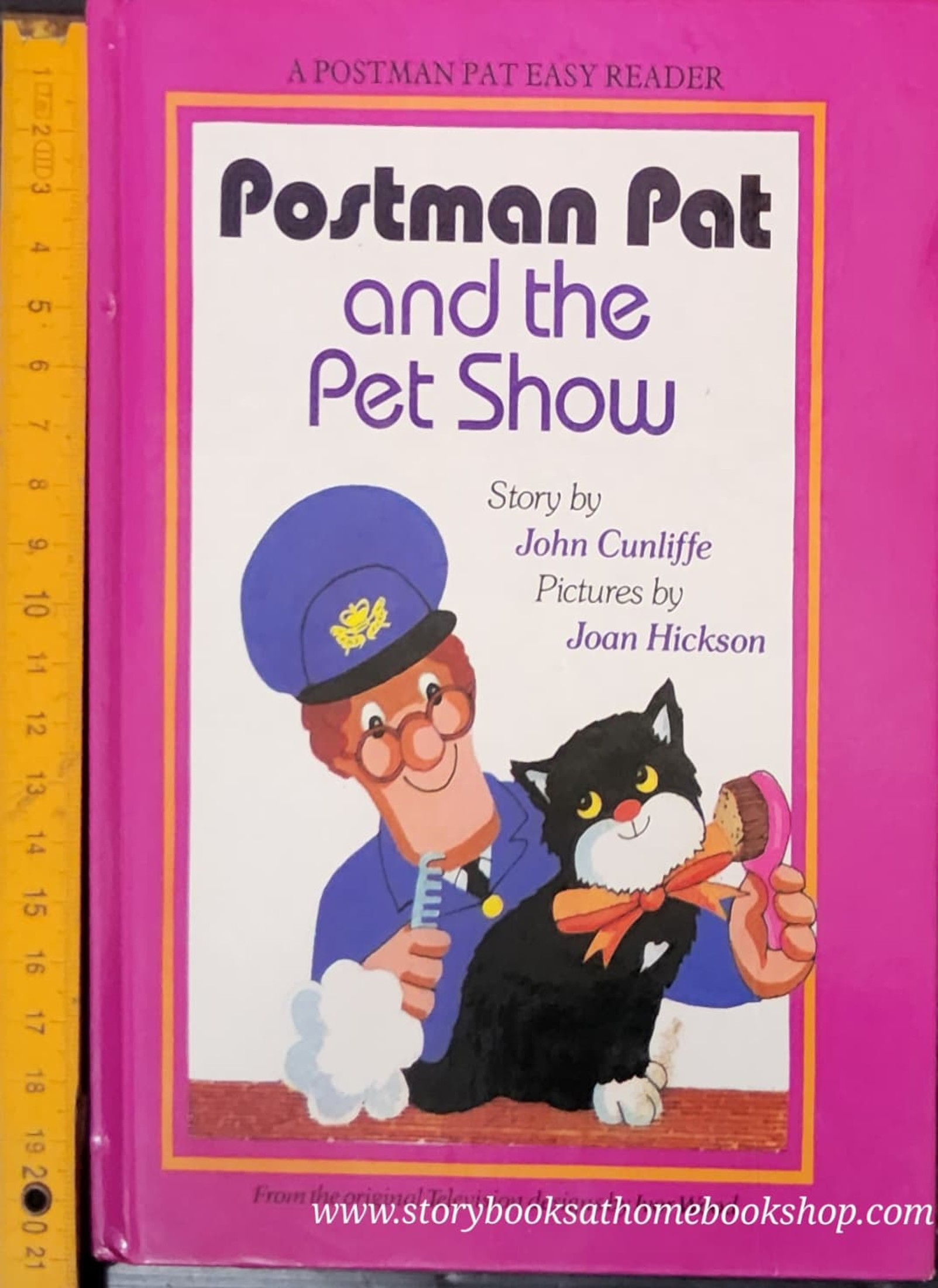 หนังสือนิทานปกแข็ง** 🍅🍅POSTMAN PAT AND THE PET SHOW