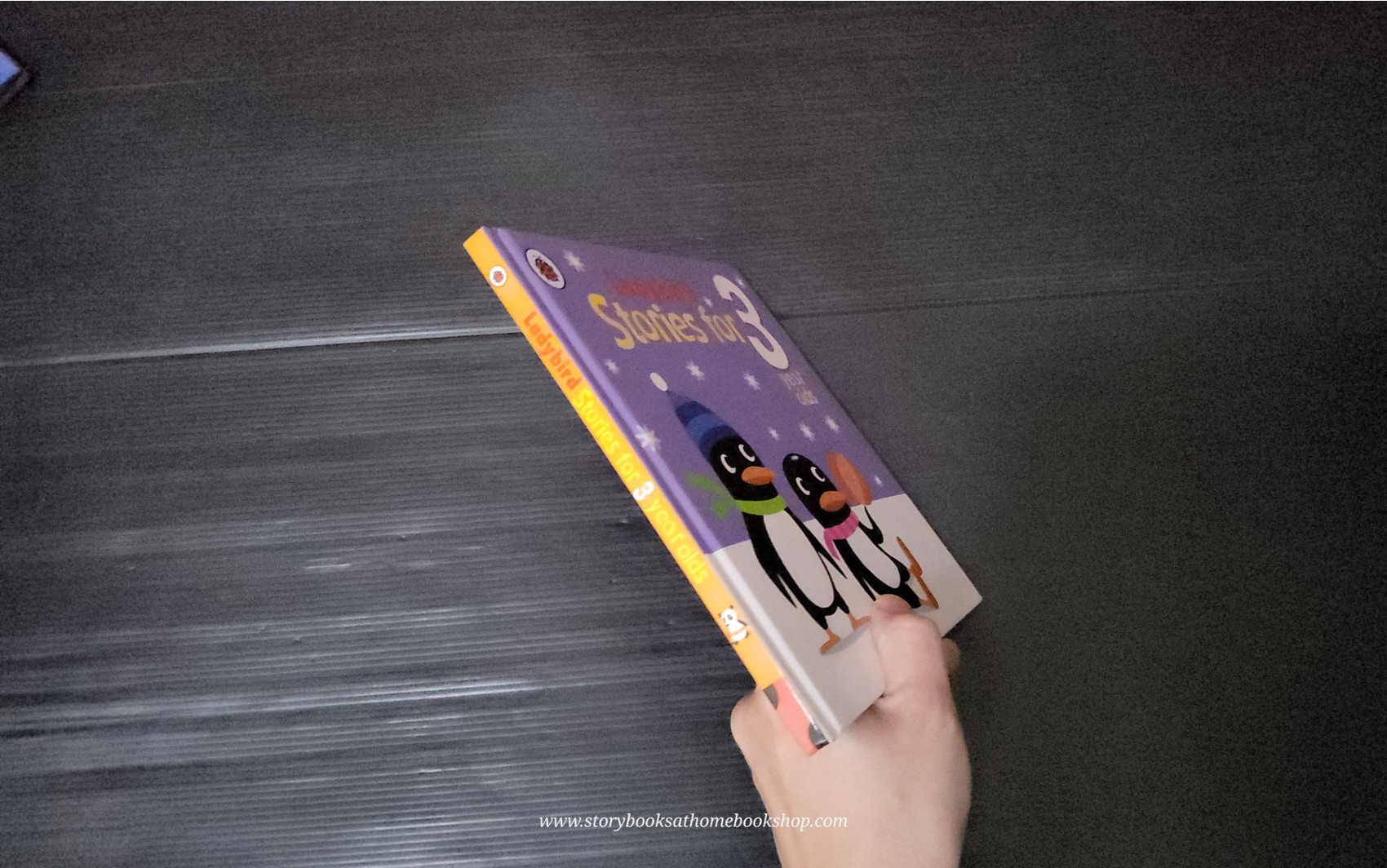 หนังสือนิทานปกแข็ง** 🍅🍓LADYBIRD STORIES FOR 3 YEAR OLDS