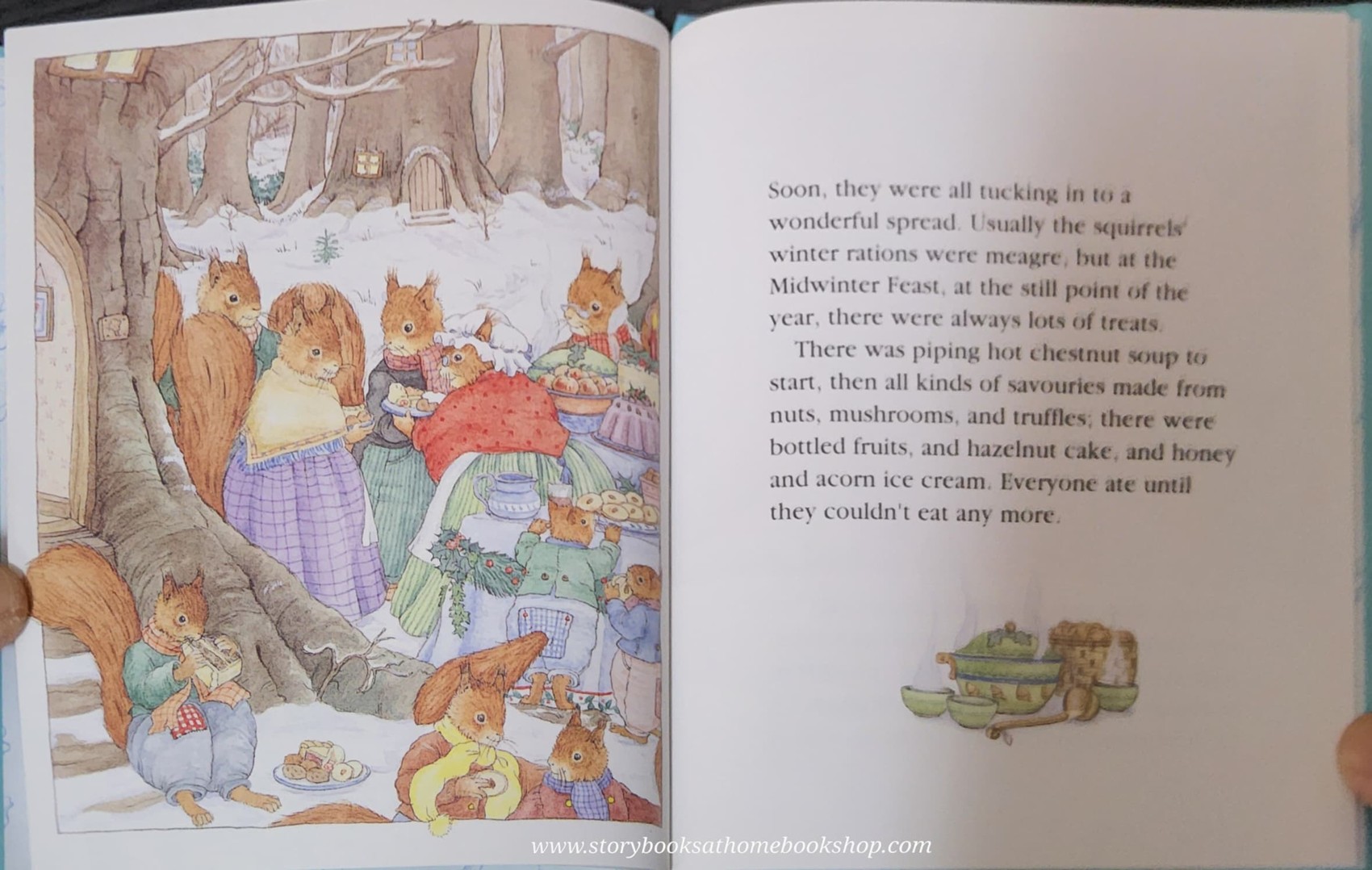 หนังสือนิทานปกแข็ง** 🍅🍓IN THE BLEAK MIDWINTER: TALES OF HEARTSEASE WOOD