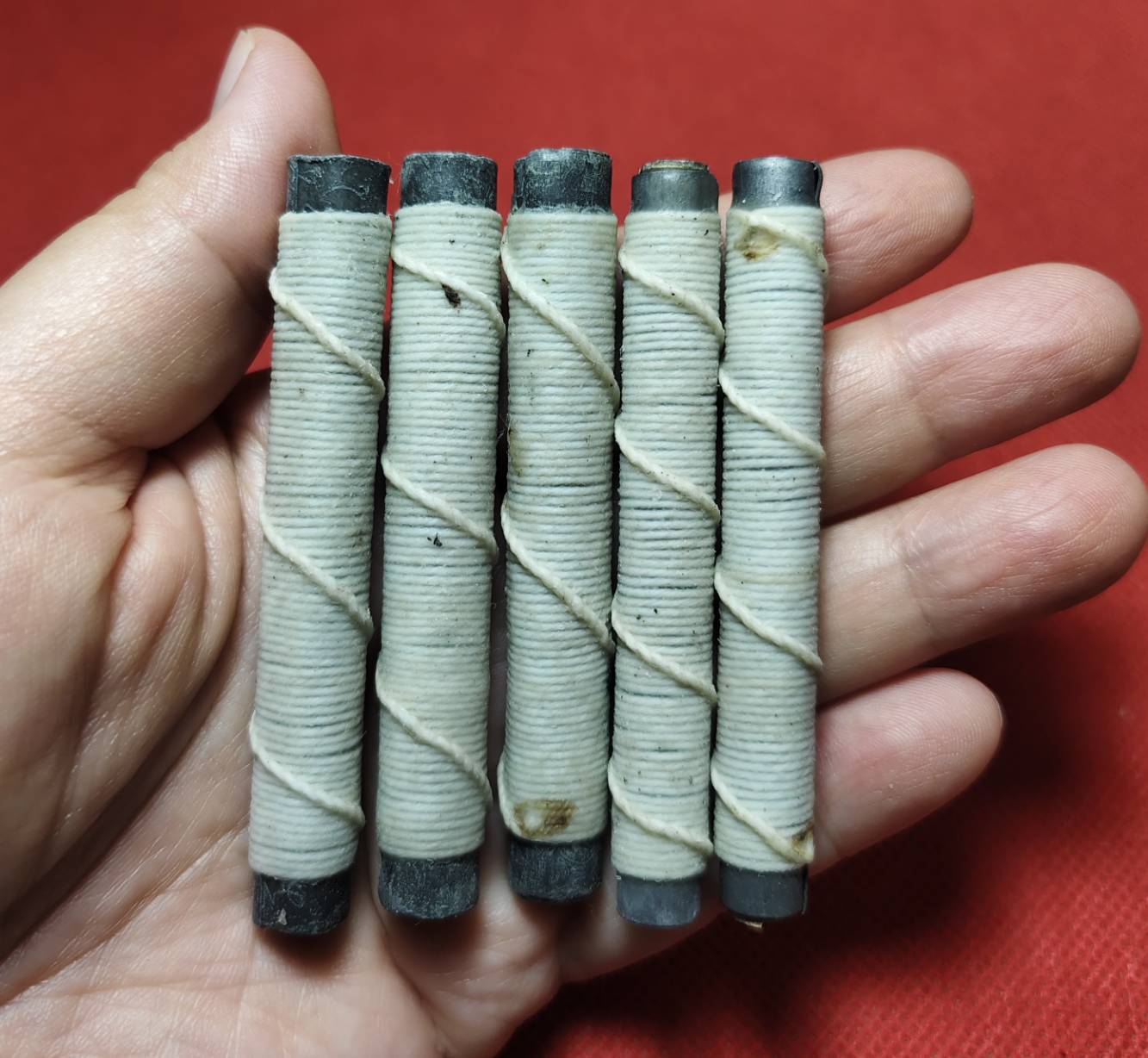 ตะกรุดกันปลอง (กันเสื่อม) อาจารย์เหลี้ยม นาโยง สำนักไชยมงคล ปี 2559 (กันวัตถุมงคล-รอยสักยันต์-คาถาอาคมเสื่อม กันคัดถอนวิชาอาคม)