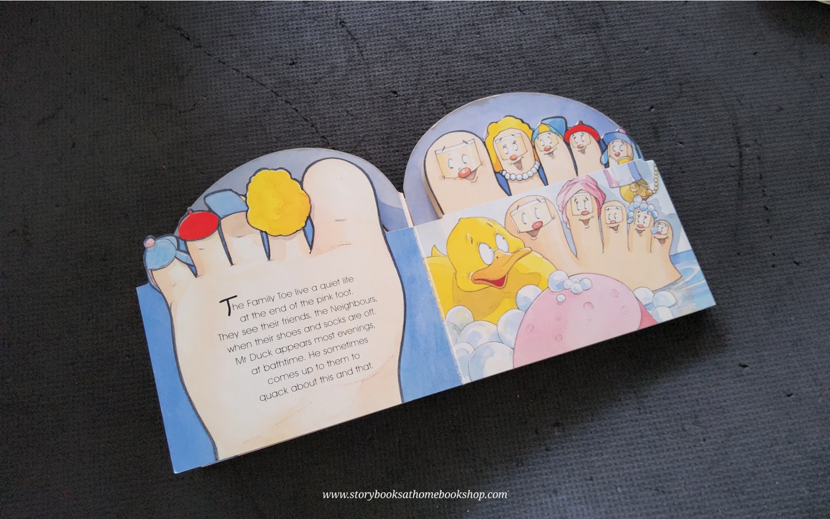 THE FAMILY TOE MEET THE FINGER FAMILY