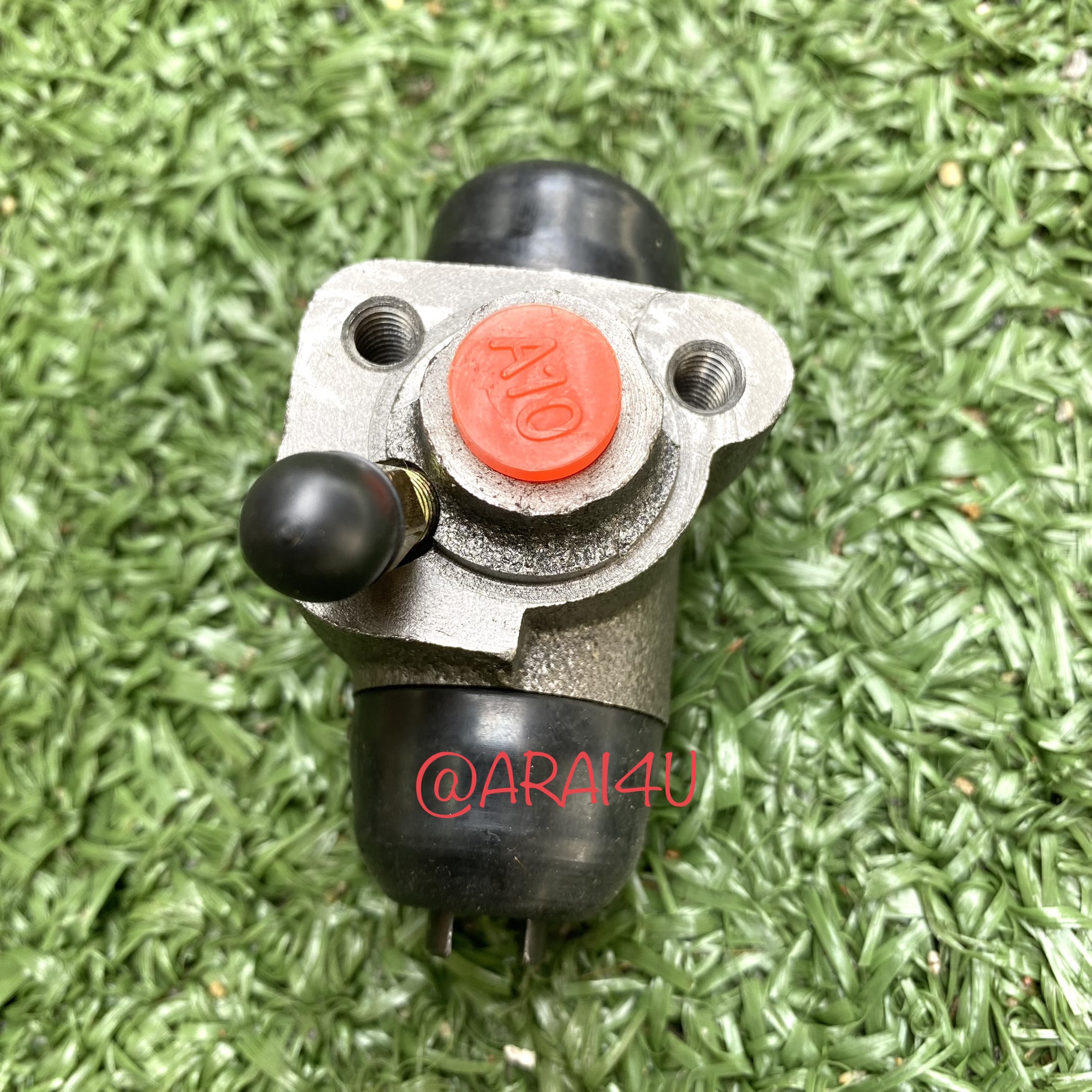 กระบอกเบรคหลัง TOYOTA AE100 (ขวา)